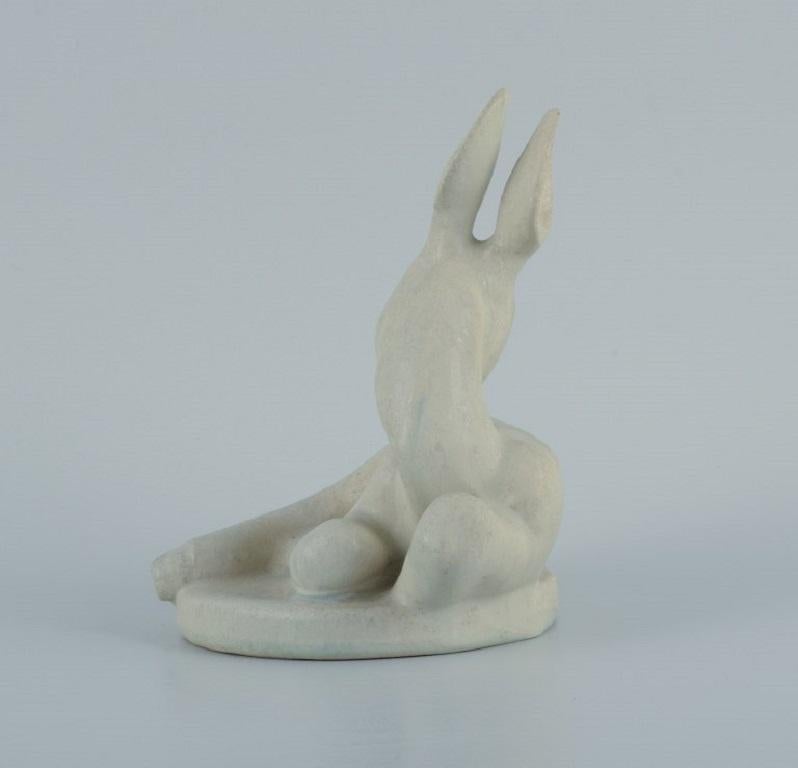 Arne Bang, Figurine of a Deer in Stoneware, Mid-20th Century In Excellent Condition For Sale In Copenhagen, DK