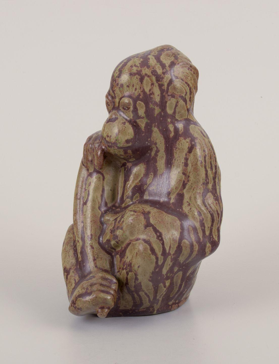 LOS PRODUCTOS DE SEGUNDA MANO ESTÁN EXENTOS DE ARANCELES DE IMPORTACIÓN PARA LOS CLIENTES DE EE.UU., REINO UNIDO, AUSTRALIA Y CANADÁ.   
POR LO TANTO, NO SE APLICARÁN ARANCELES DE IMPORTACIÓN A TU COMPRA. 

Arne Bang (1901-1983), estatuilla de un