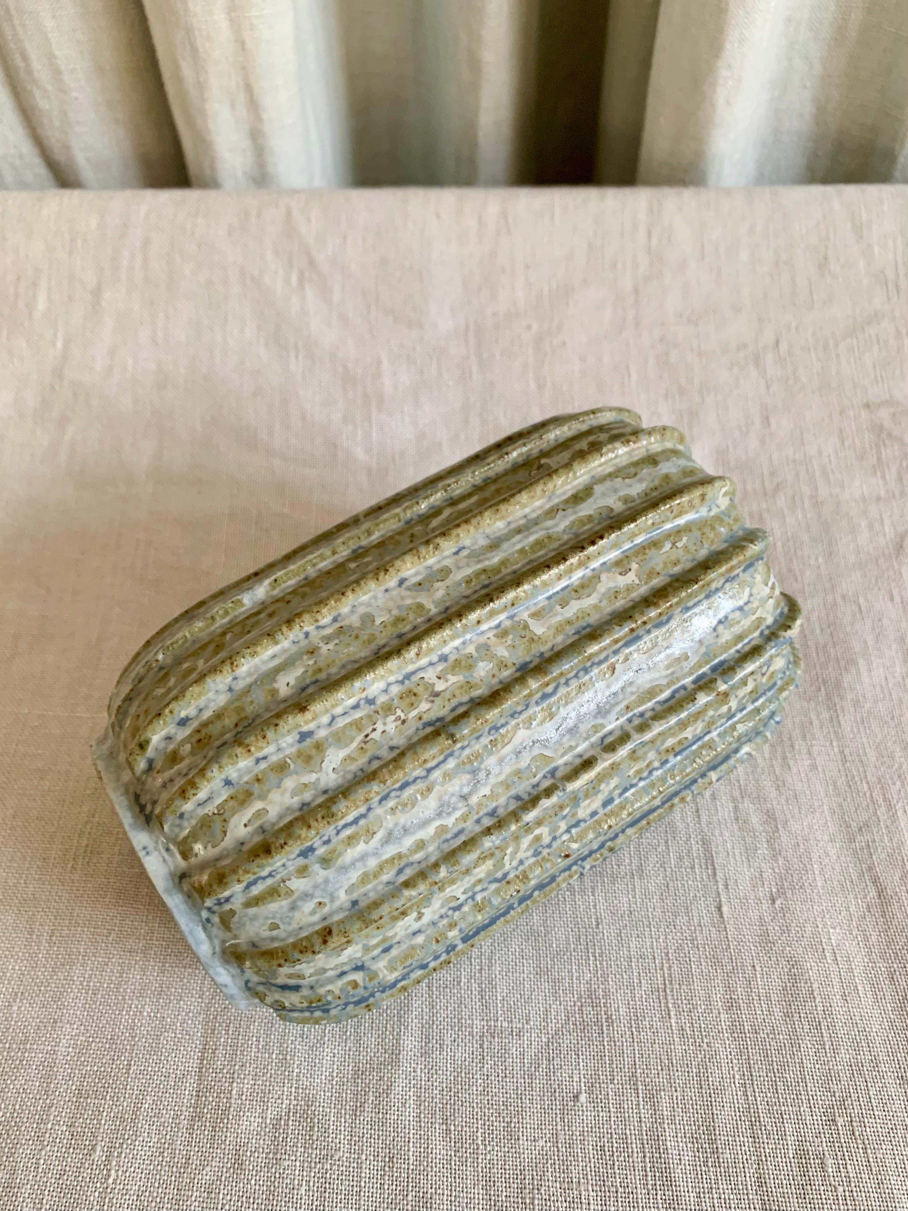 Metà XX secolo Raro vaso scanalato in gres di Arne Bang Model No. 37, anni '30 in vendita
