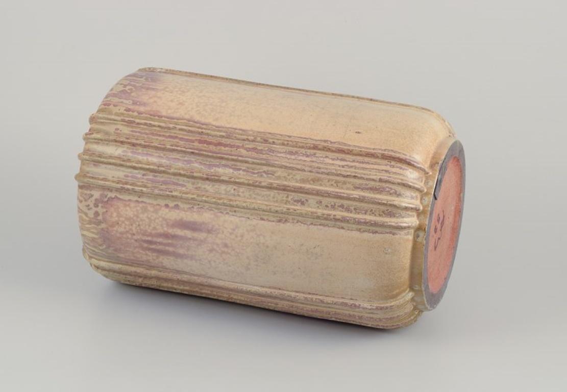Ceramica Arne Bang. Grande e raro vaso da terra. Smalto nei toni del verde-marrone. 1940s in vendita