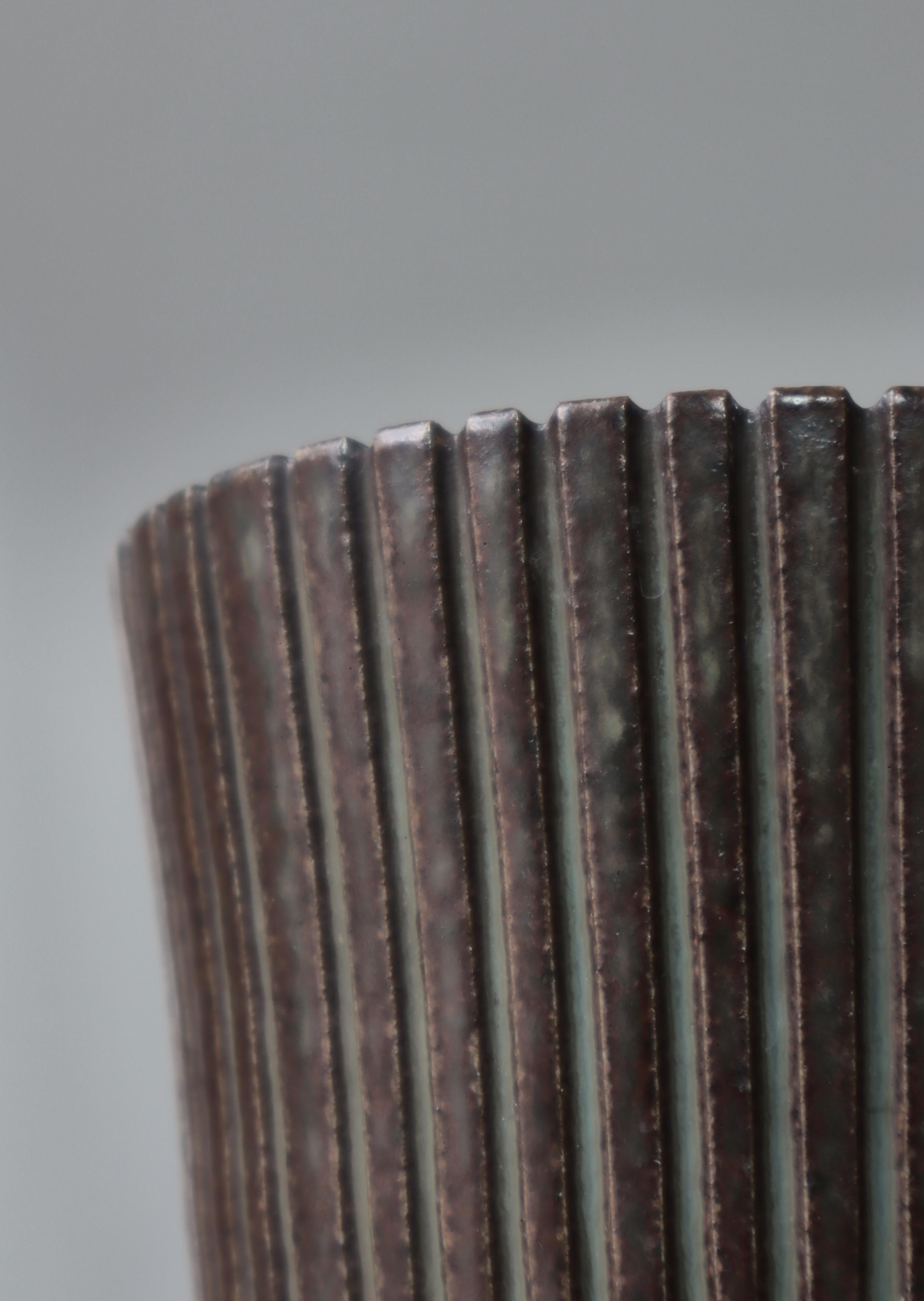 Metà XX secolo Vaso grande in gres Art Deco Modello 65 di Arne Bang, anni '30 in vendita