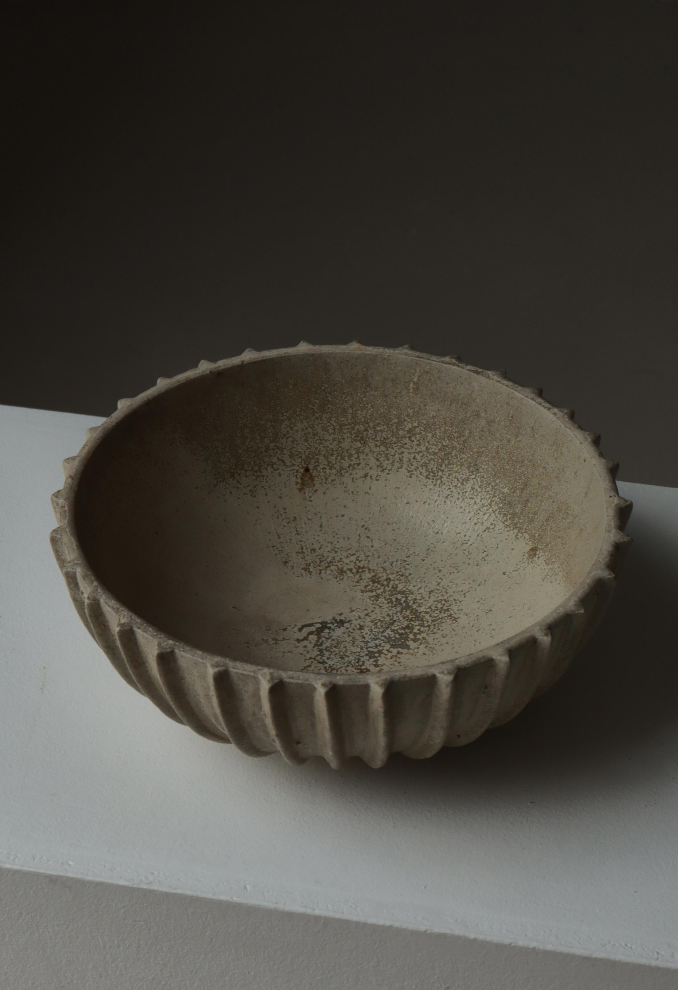 Art Déco Arne Bang XLarge Unique Glazed Stoneware Bowl no. 114 Own Studio, 1930s, Denmark in vendita