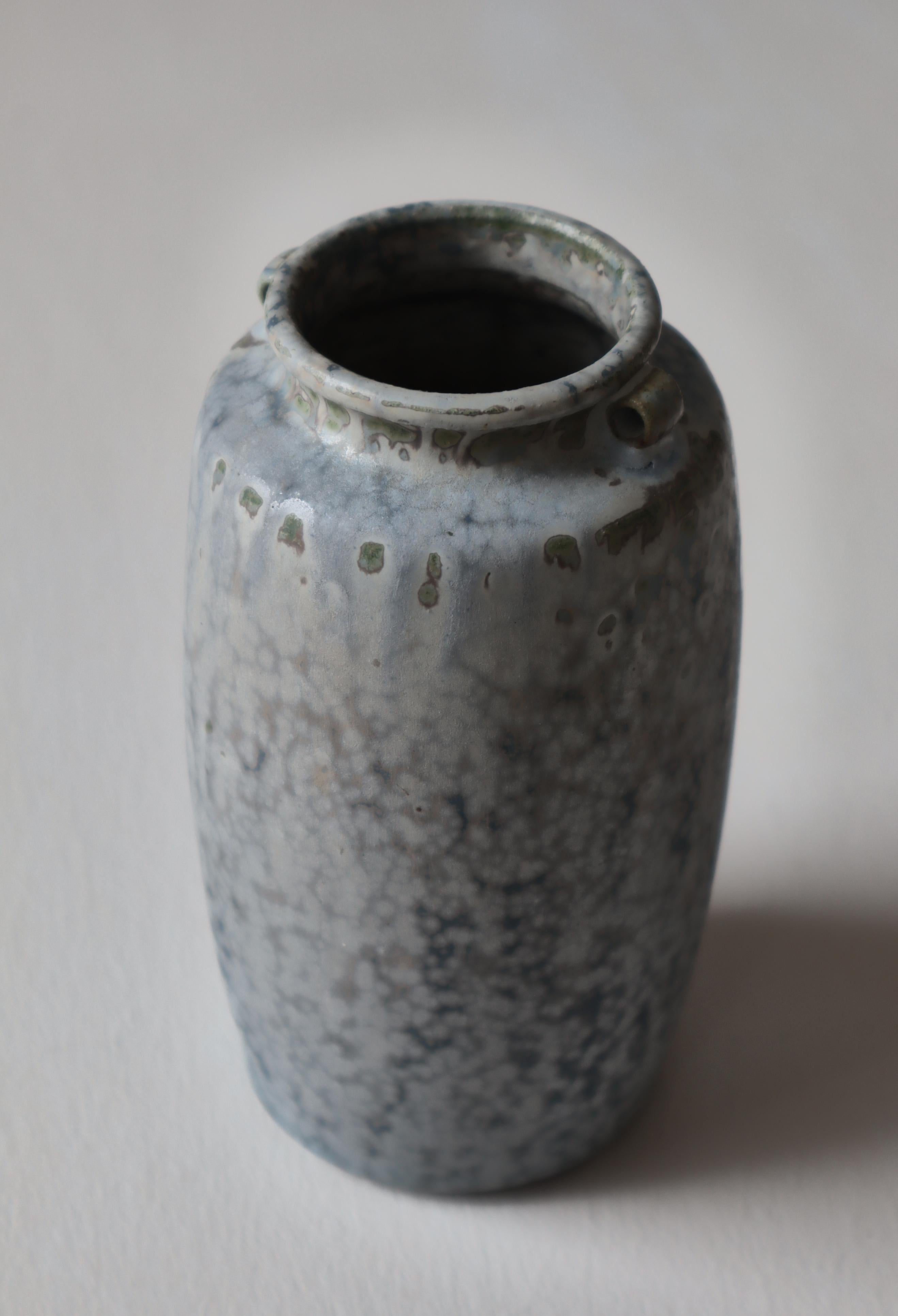 Vase Art déco en grès moucheté bleu clair Arne Bang, années 1930 en vente 1