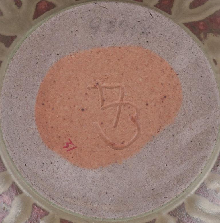 Mid-20th Century Arne Bang, own workshop. Large ceramic vase decorated in shades of brown. For Sale