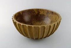 Arne Bang, Stoneware Bowl with Fluted Corpus