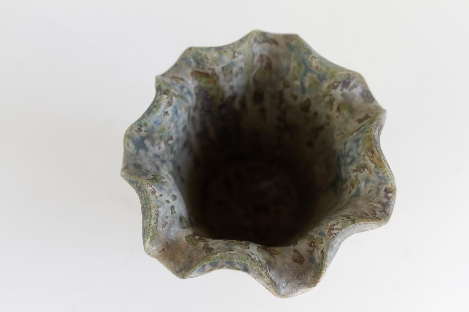 Grès Vase en grès à glaçure bleue et verte d'Arne Bang, Danemark, années 1940. en vente