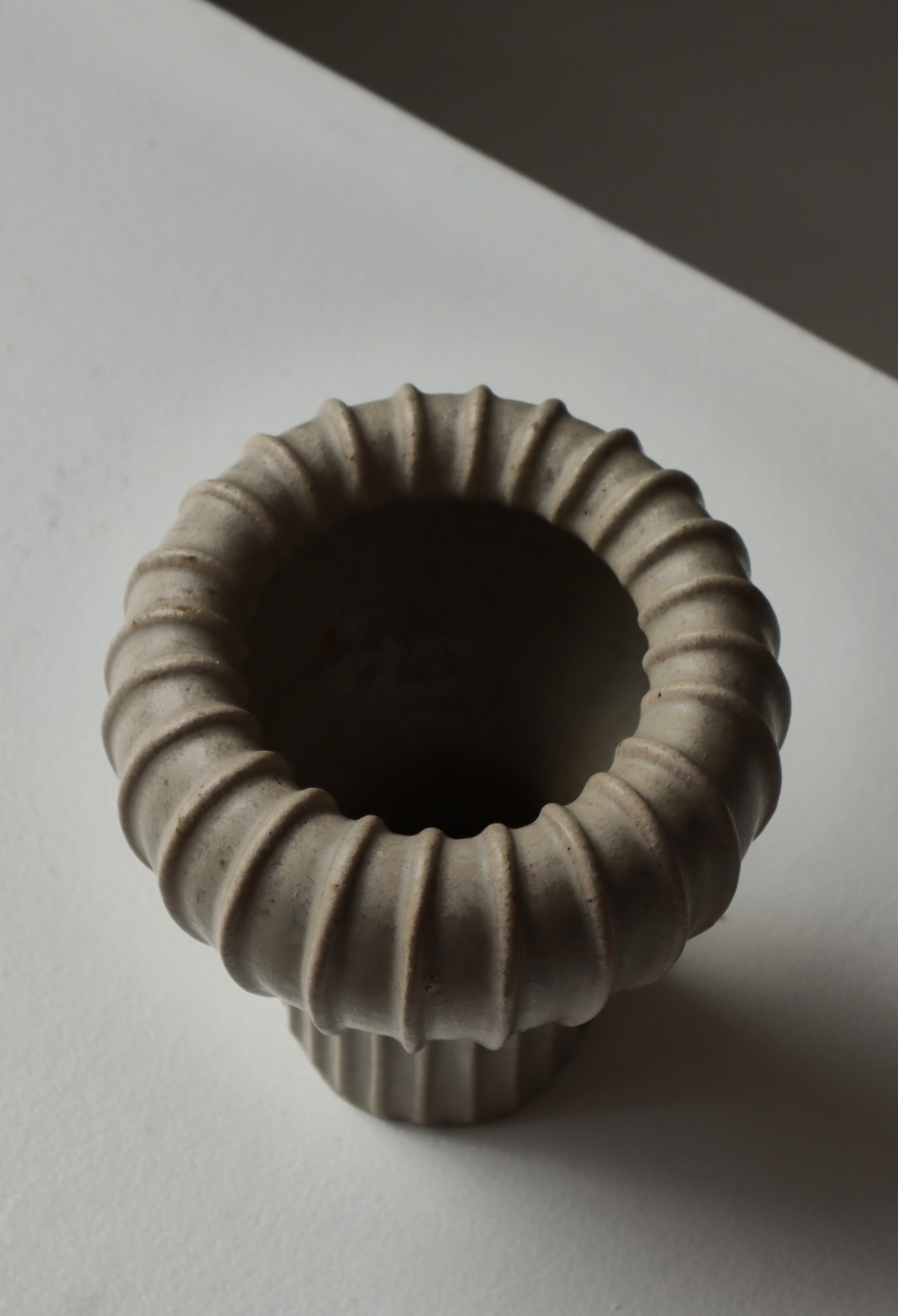 Arne Bang Unique Art Deco Stoneware Vase no. 139, Own Studio, Denmark, 1930s For Sale 2