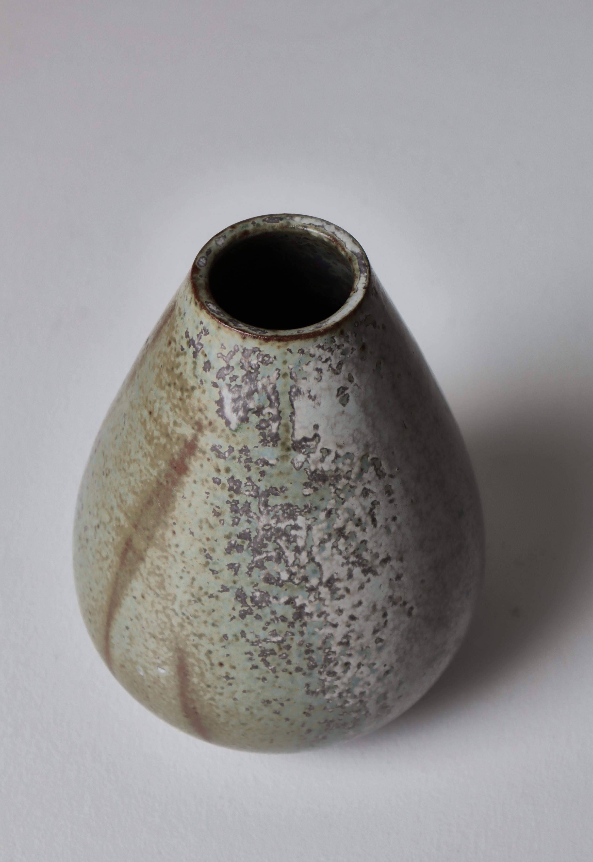 Vaso in gres a forma di goccia di grandi dimensioni, unico nel suo genere, di Arne Bang, anni '30. In condizioni buone in vendita a Odense, DK
