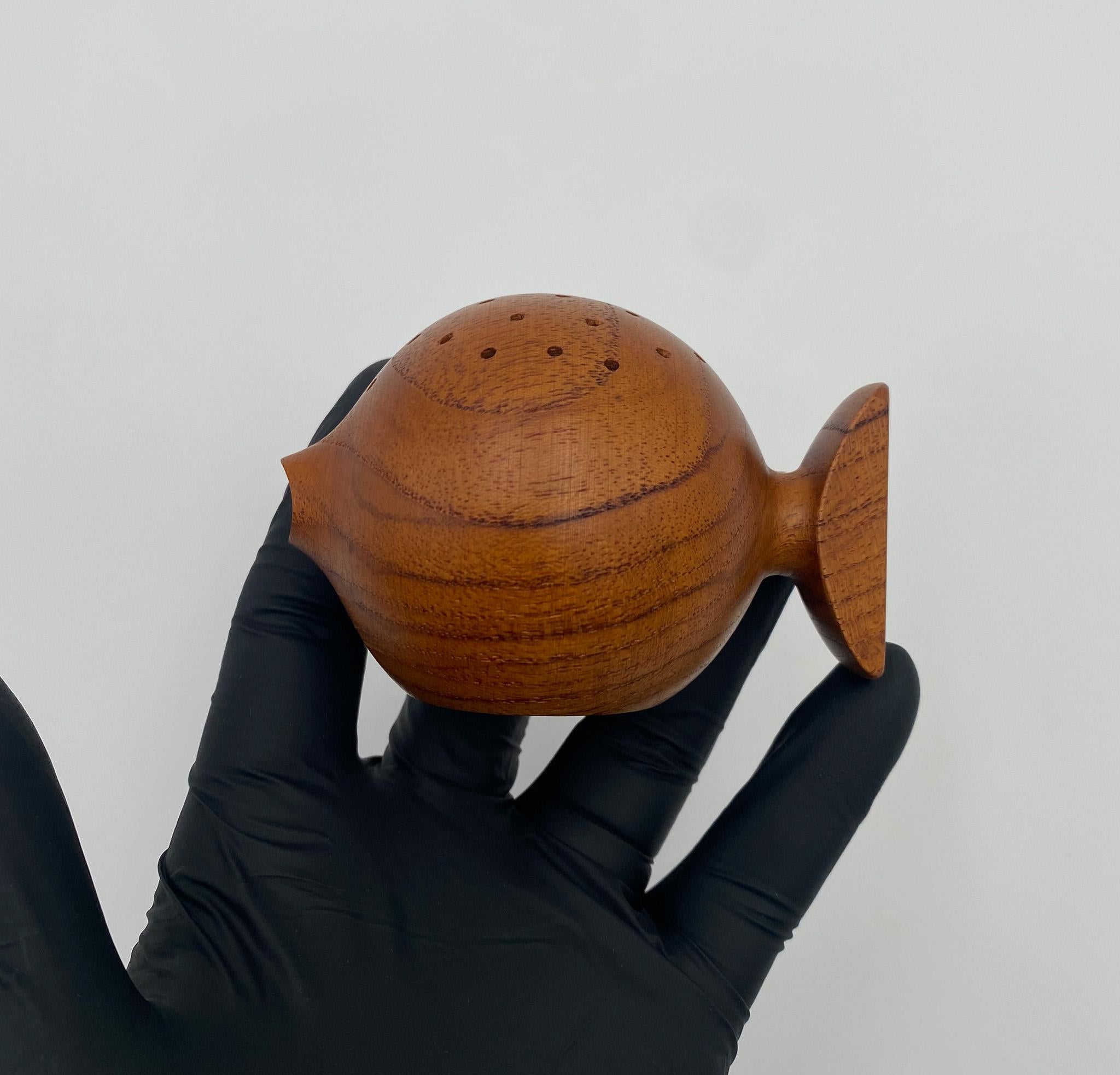 Arne Basse Teak Puffer Fish Toothpick Holder, Denmark, 1960's  In Good Condition For Sale In Costa Mesa, CA