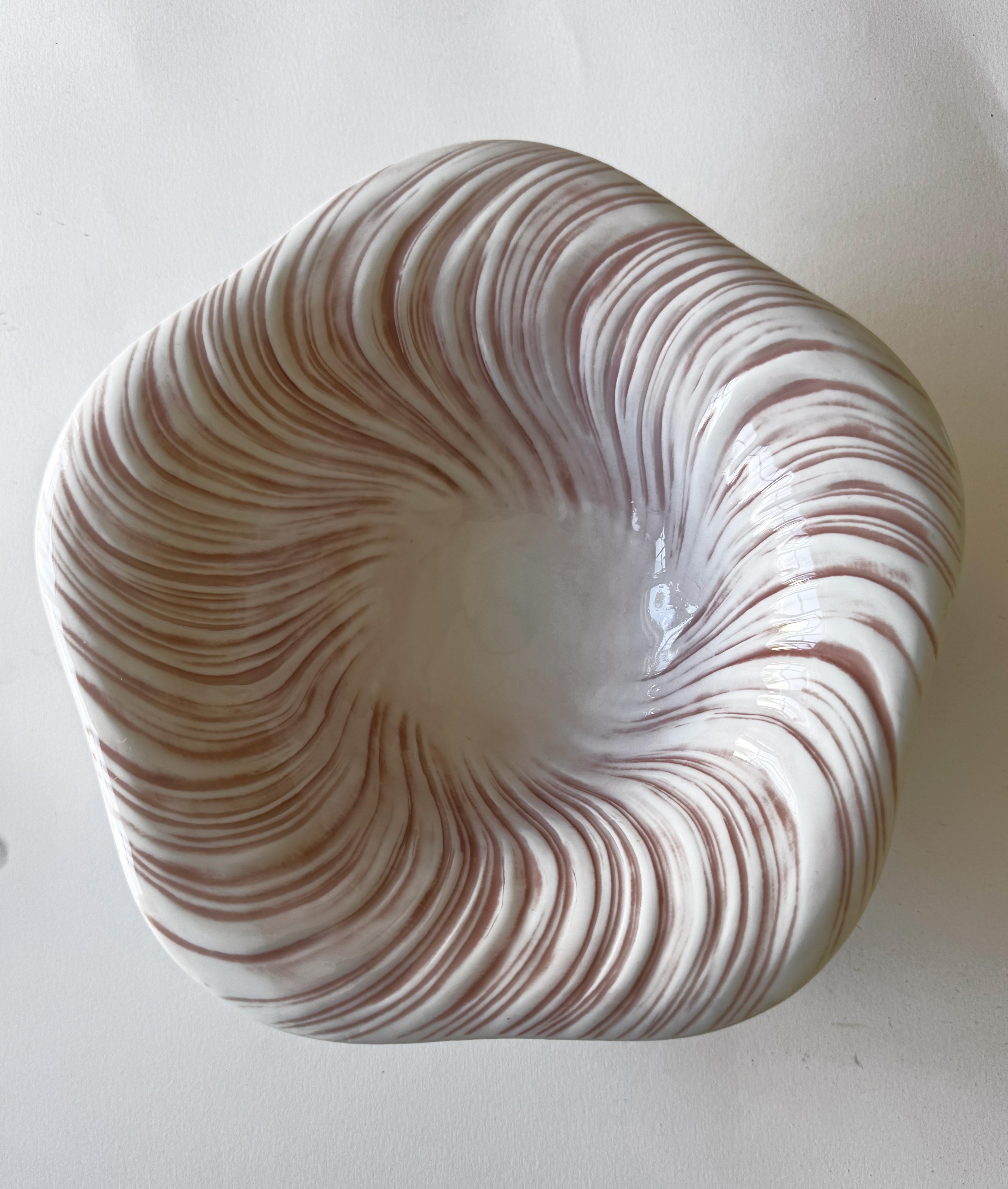 Arne Griegst Konkylie Rosa Teller Nr. 14173, für Royal Copenhagen, 1974-1978 (Dänisch) im Angebot