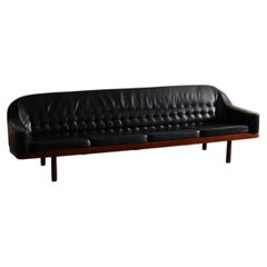 Arne Halvorsen Sofa Model No 2010 en cuir noir Norvège 1960s