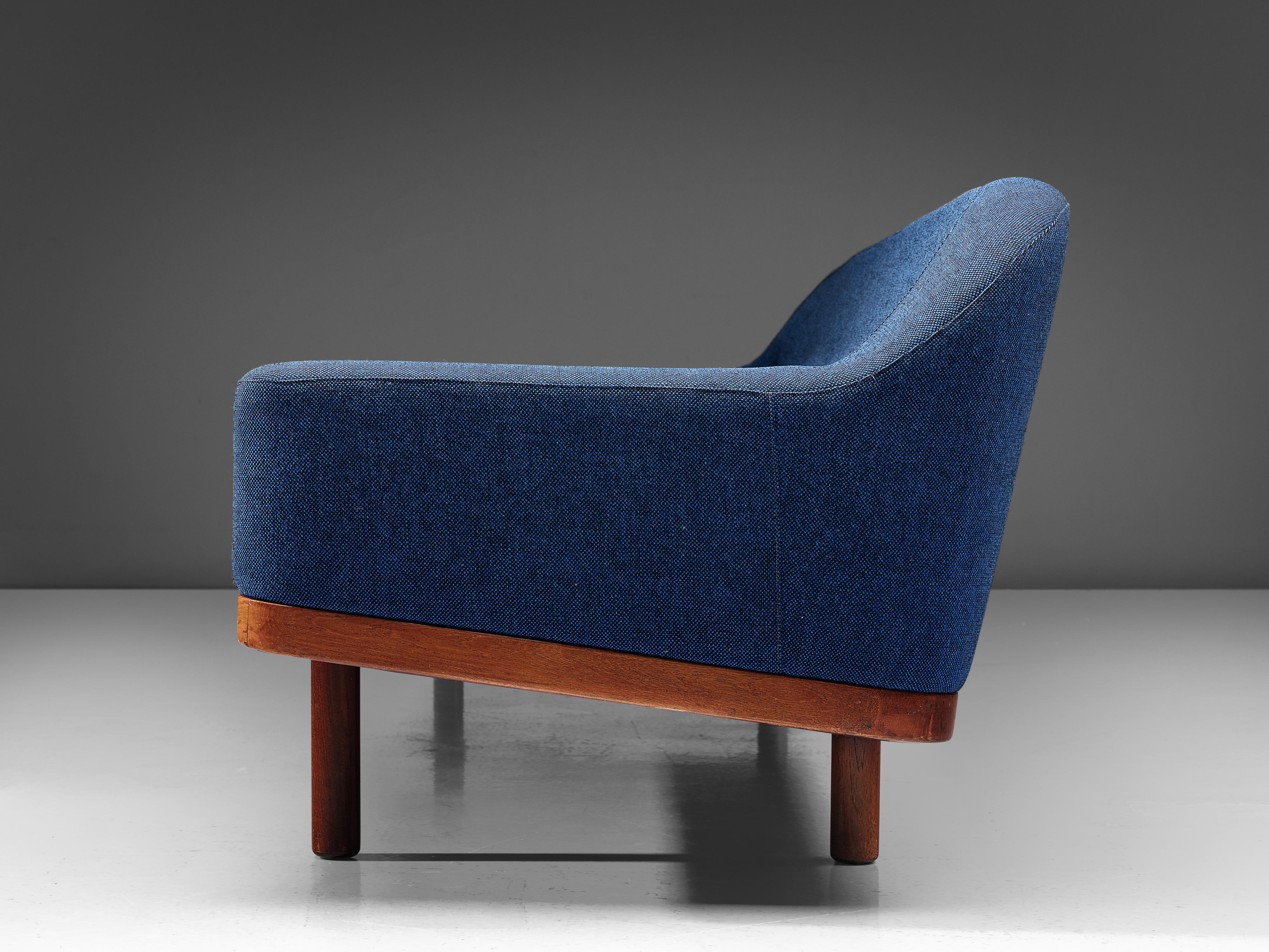 Arne Halvorsen Sofa Model 2010 in Teak and Blue Fabric Upholstery In Good Condition In Waalwijk, NL