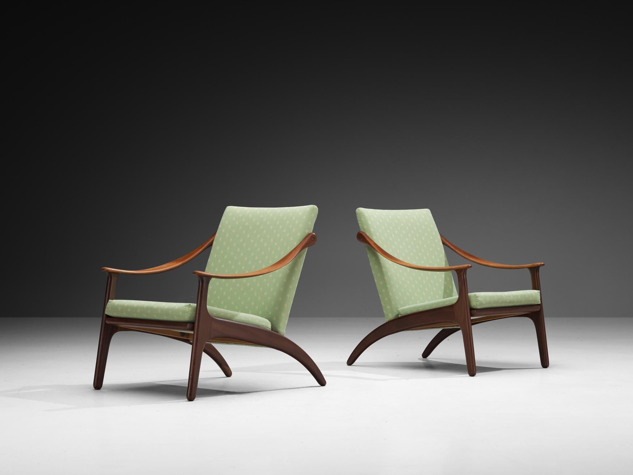 Coppia di sedie lounge Arne Hovmand-Olsen e P. Mikkelsen, teak, tessuto, Danimarca, anni '50

Questa splendida coppia di sedie da salotto disegnate da Arne Hovmand-Olsen per P Mikkelsen negli anni '50 è un esempio lampante di artigianato danese. Le