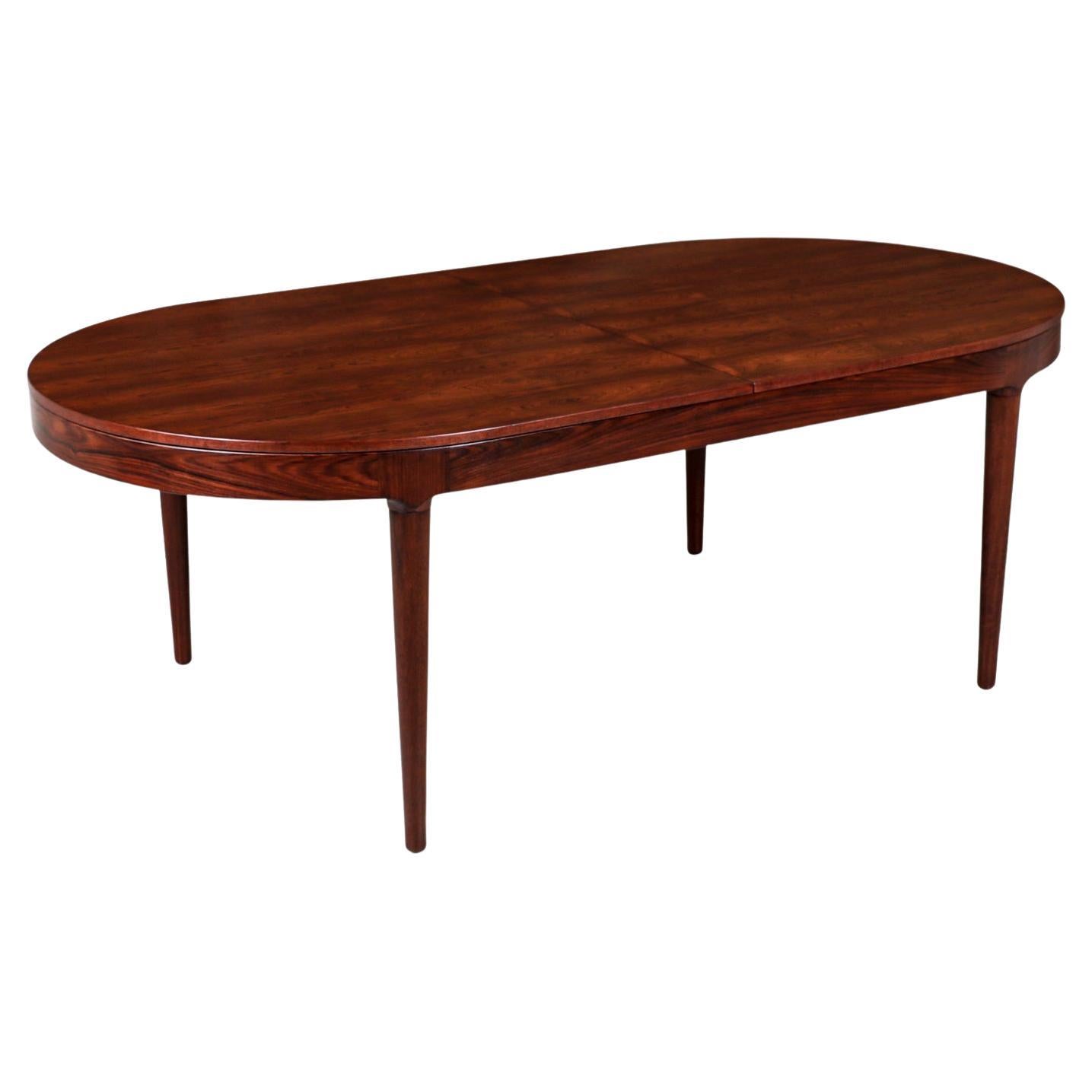 Arne Hovmand-Olsen "Butterfly-Leave" Expanding Rosewood Dining Table