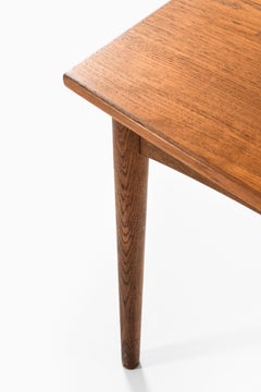 Arne Hovmand-Olsen Dining Table Produced by Skovmand & Andersen in Denmark