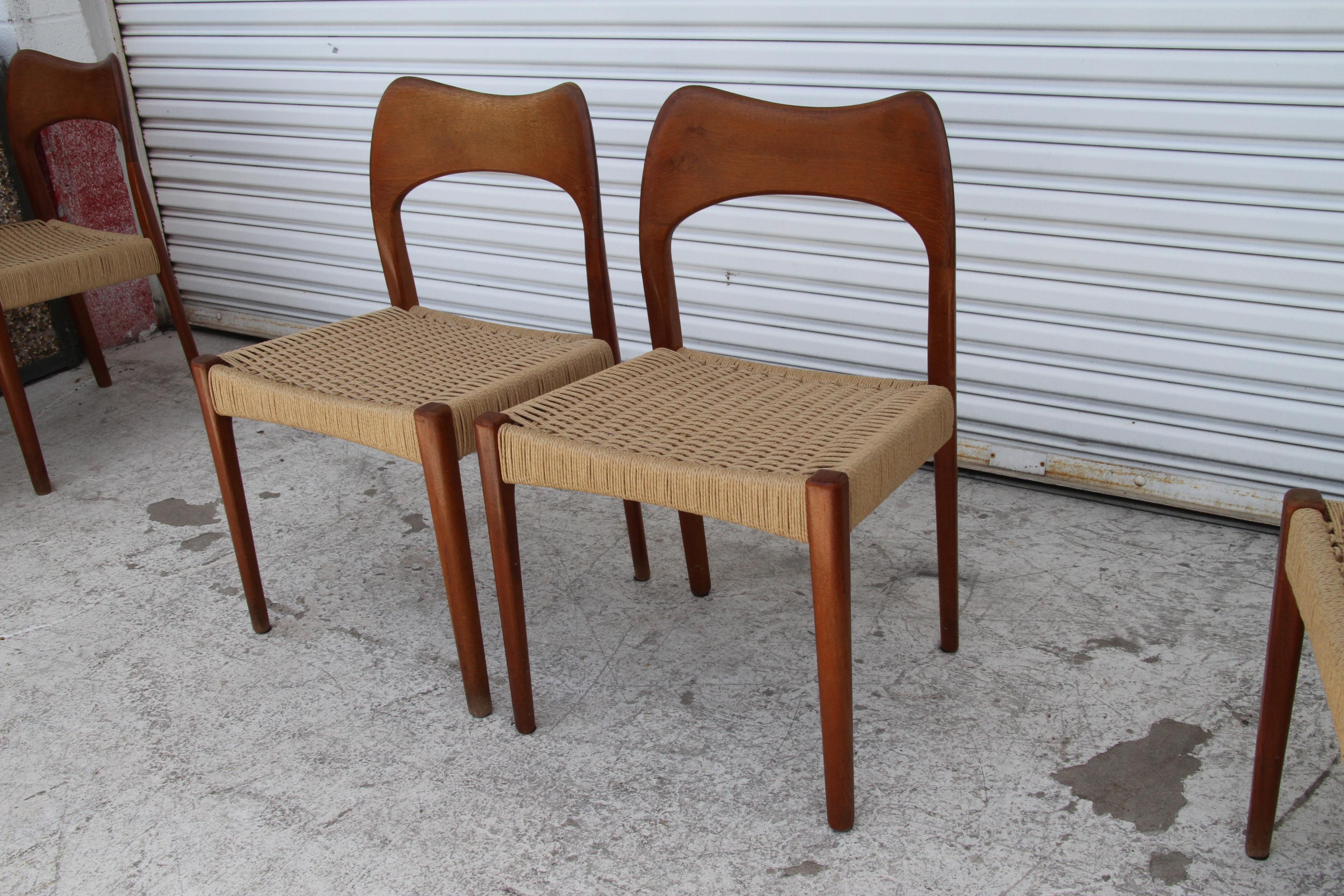 Fine XX secolo Arne Hovmand-Olsen per Mogens Kold MCM - Sedie da pranzo danesi in teak -8 in vendita