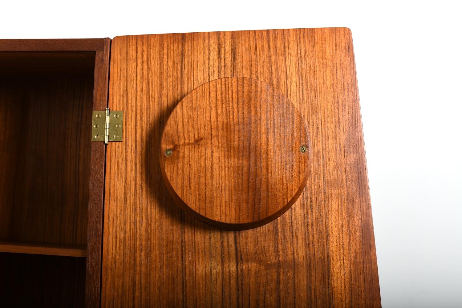 20ième siècle Horloge grand-père Arne Hovmand-Olsen 1965 en teck en vente