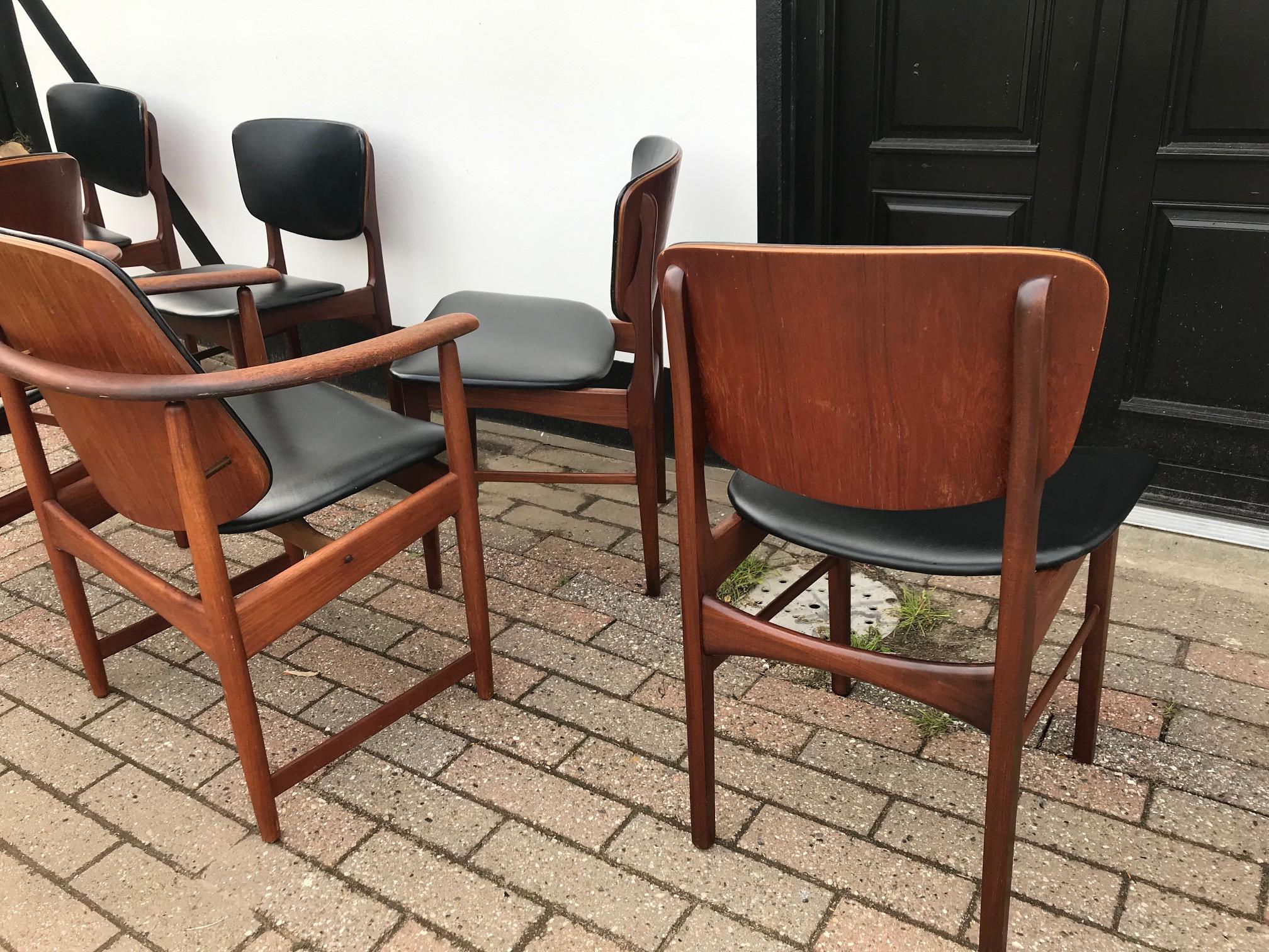 Arne Hovmand Olsen King and Queen Dining Chairs in Teak, Jutex 1950s, Set of 6 For Sale 1