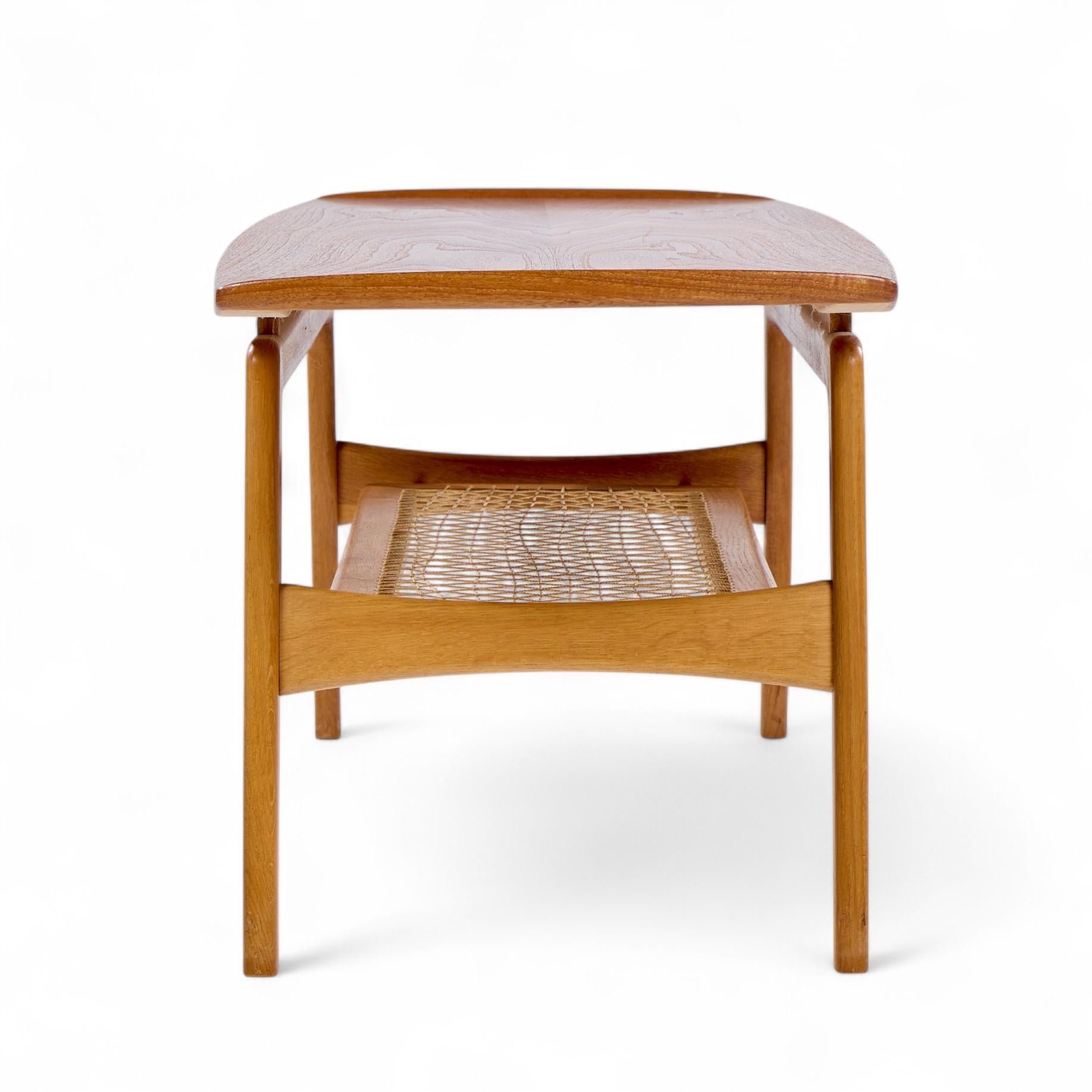 Arne Hovmand Olsen Mid Century Danish Teak Coffee Table In Good Condition For Sale In Franklin Park, IL