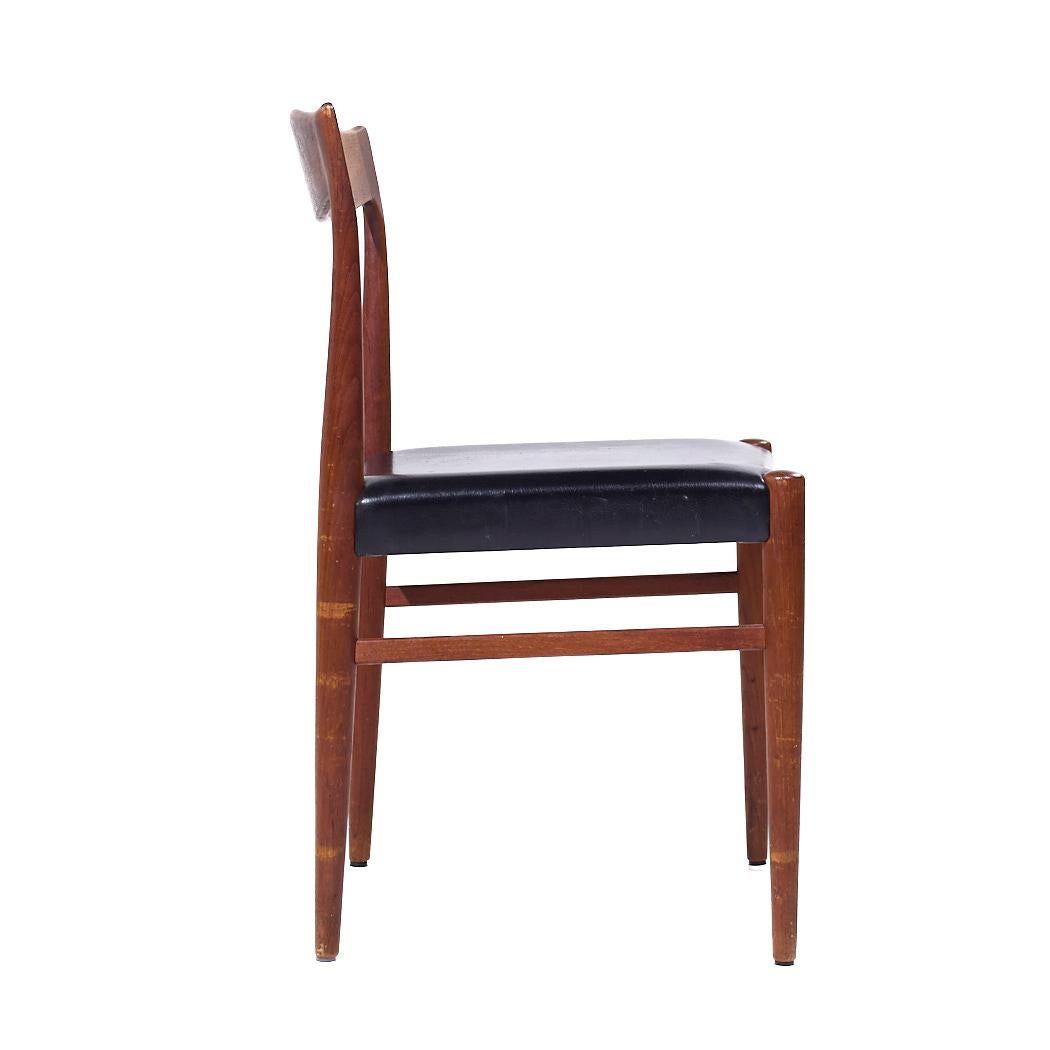 Arne Hovmand Olsen Mid Century Danish Teak Dining Chair For Sale 2