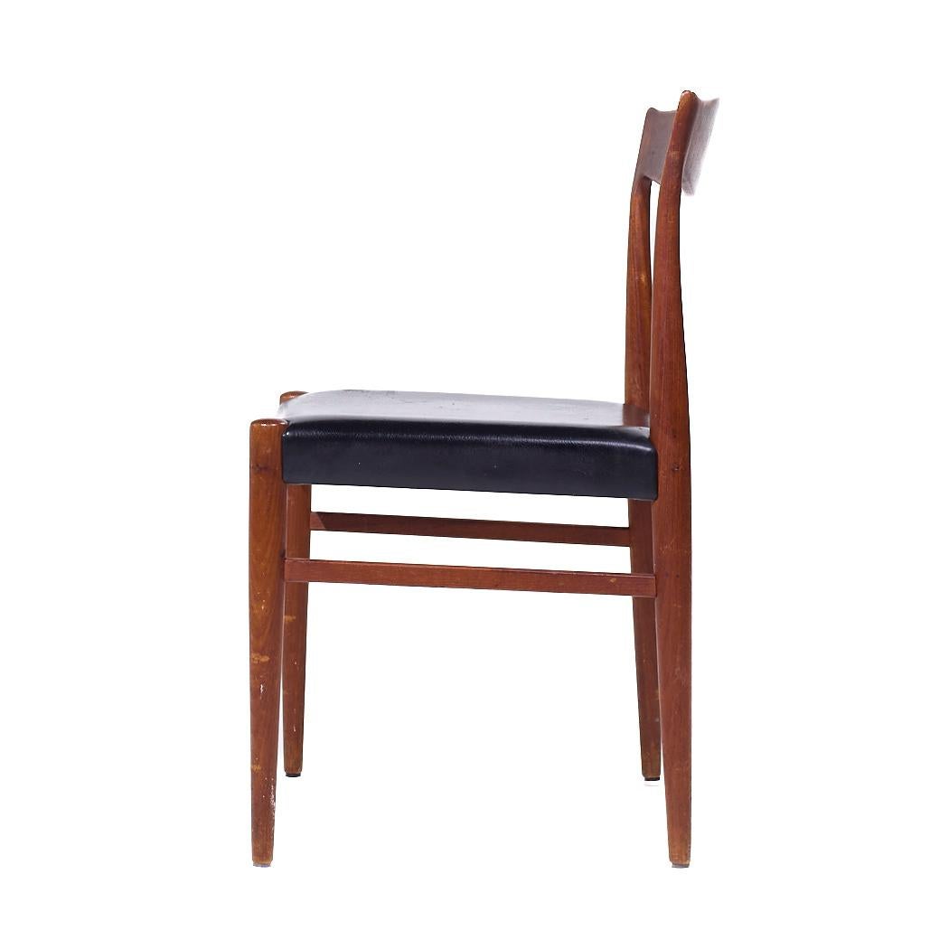 Arne Hovmand Olsen Mid Century Danish Teak Dining Chair For Sale 3