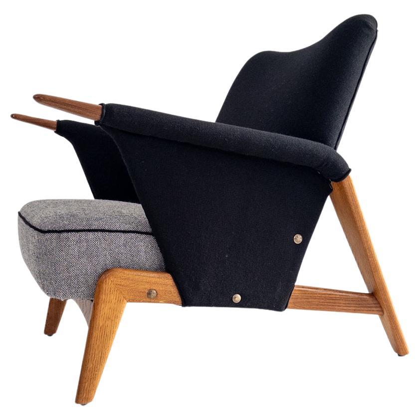 Arne Hovmand-Olsen Model No. 480 Chaise longue