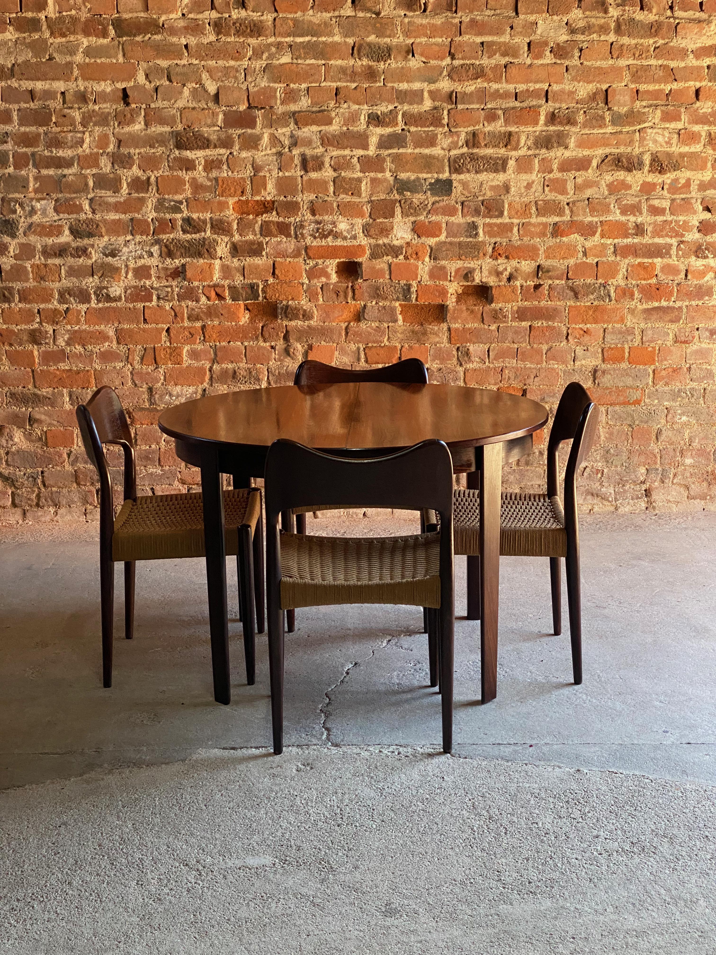 Arne Hovmand Olsen Round Rosewood Dining Table & 8 Dining Chairs by Mogens Kold  For Sale 1