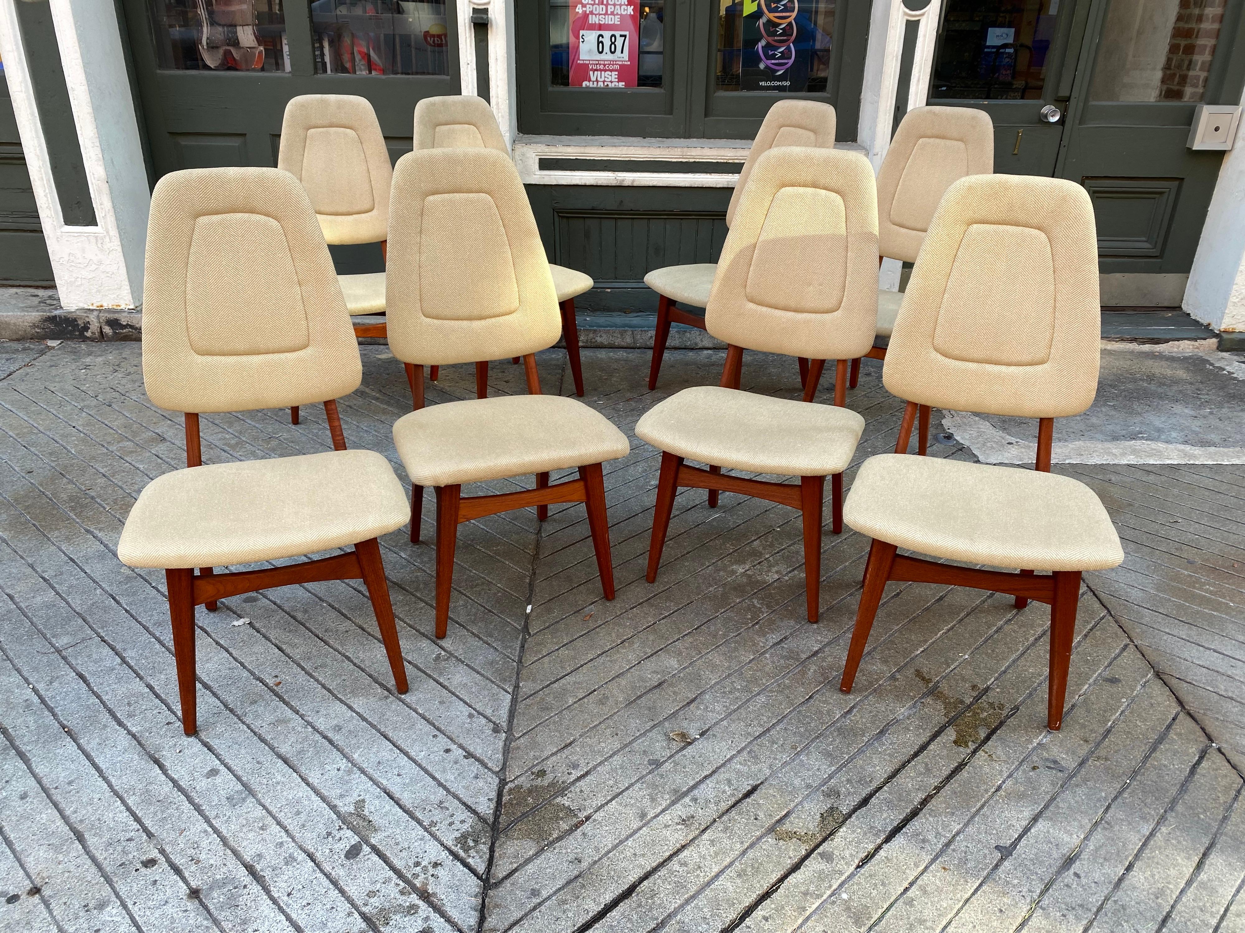 Arne Hovmand-Olsen Set of 8 Teak Dining Chairs 4