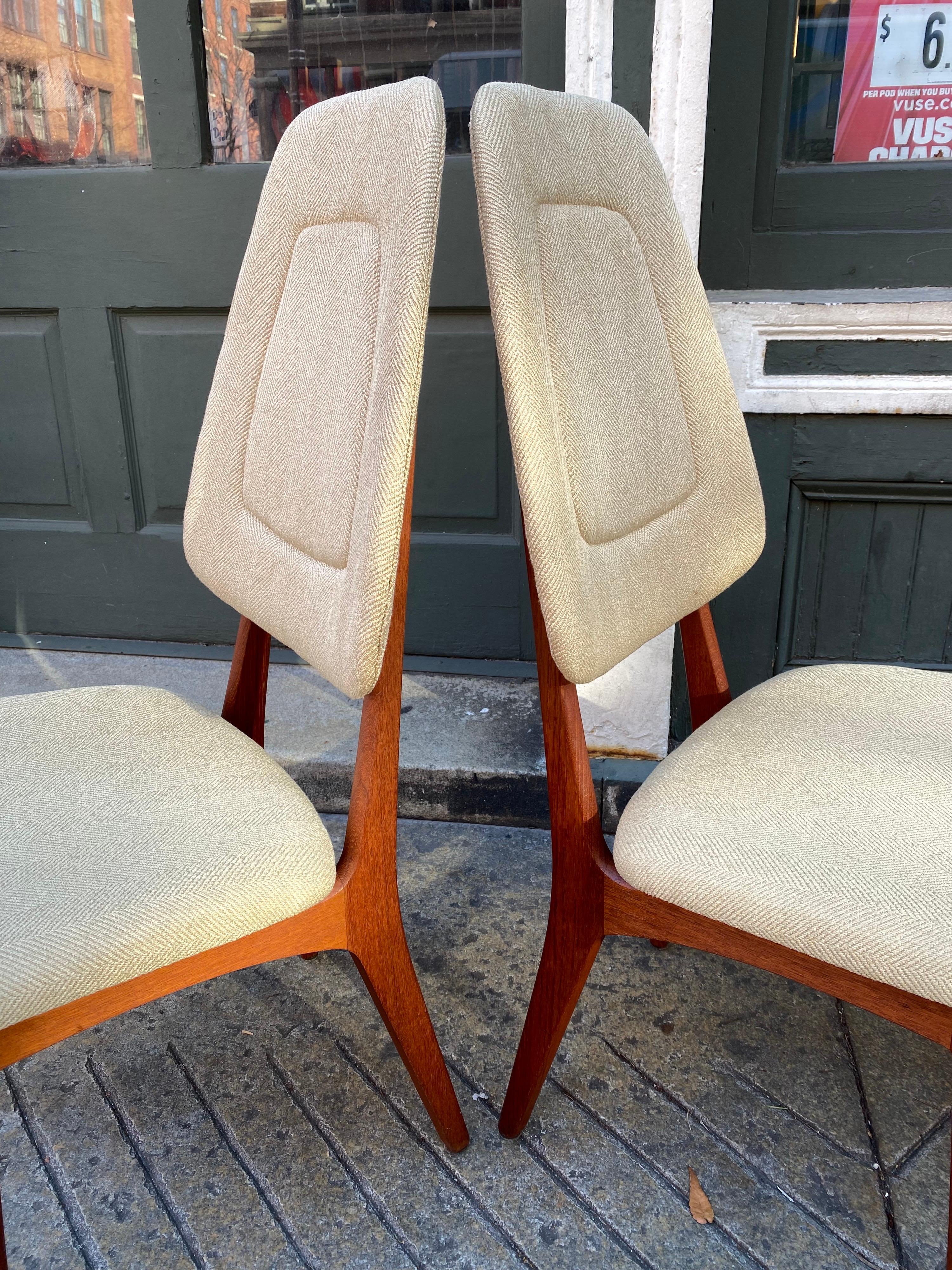 Mid-20th Century Arne Hovmand-Olsen Set of 8 Teak Dining Chairs