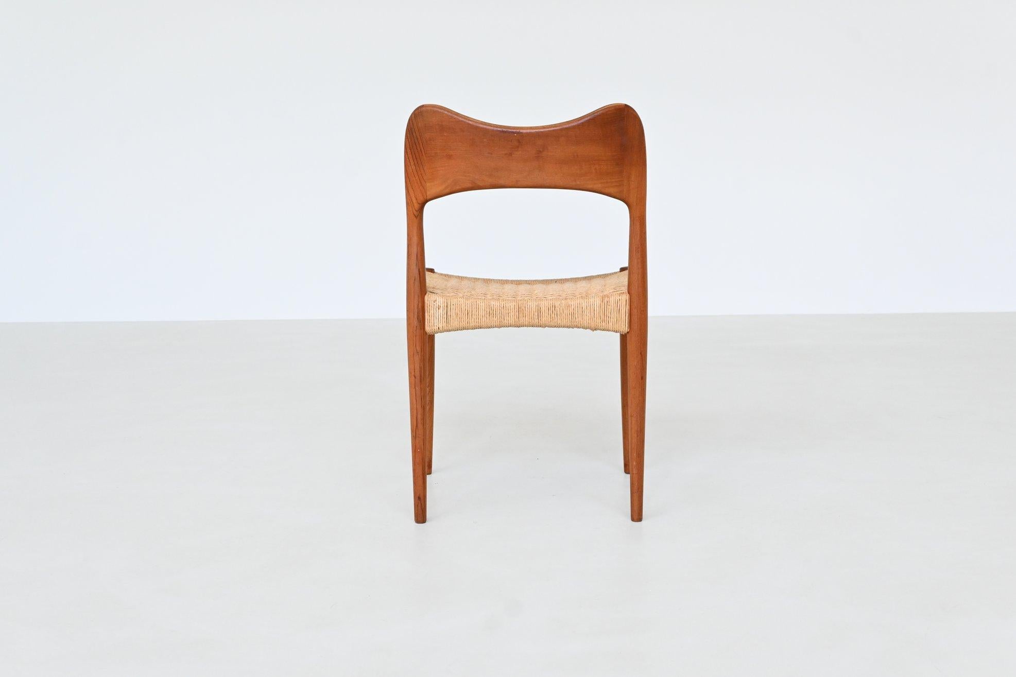 Arne Hovmand Olsen set of eight dining chairs in oak Mogens Kold Denmark 1960 en vente 8