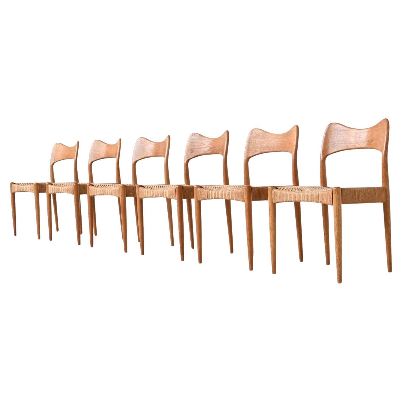 Arne Hovmand-Olsen set de six chaises de salle à manger en chêne Mogens Kold Danemark 1960 en vente