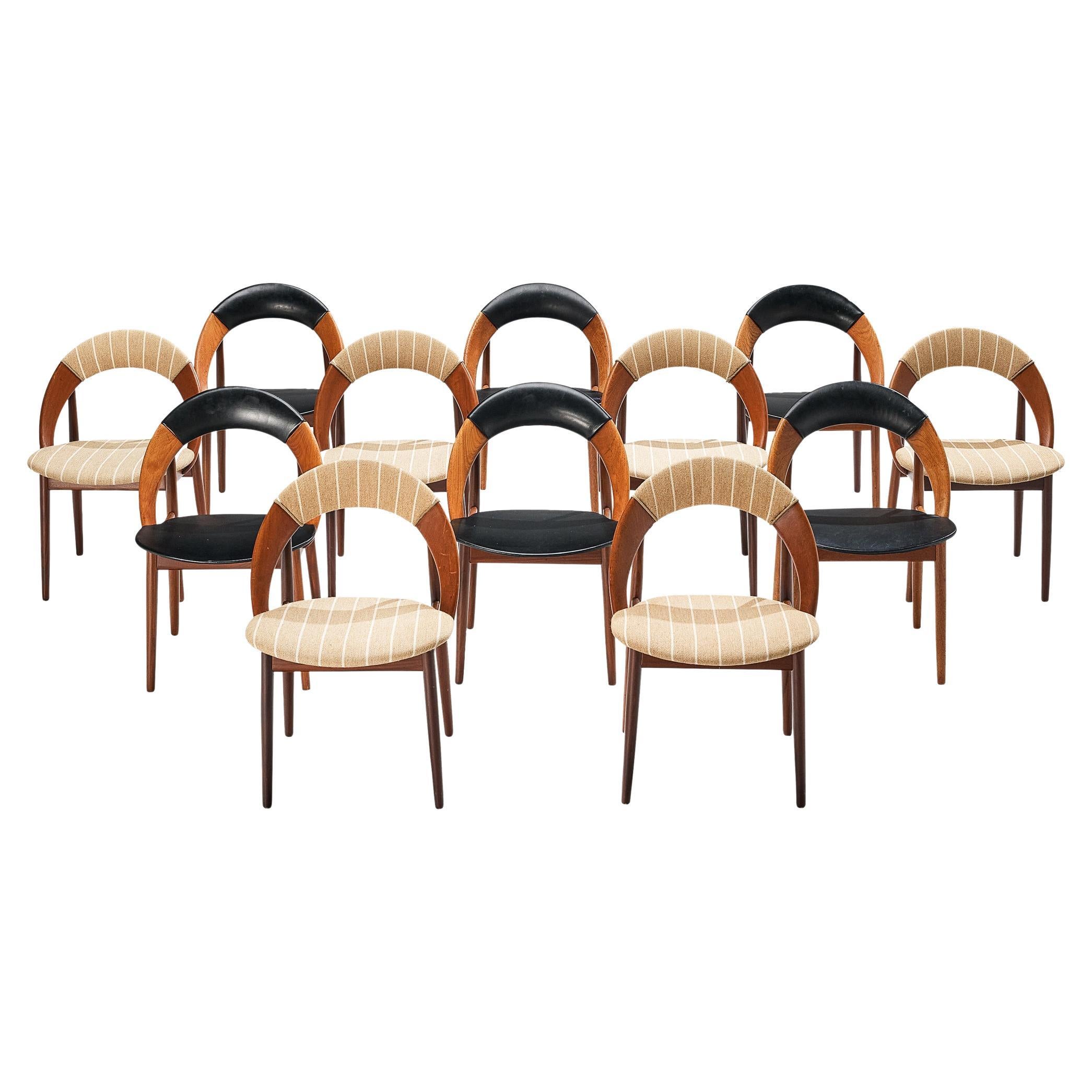 Arne Hovmand-Olsen Set of Twelve Dining Chairs in Teak