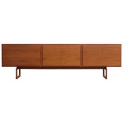 Arne Hovmand Olsen Sideboard