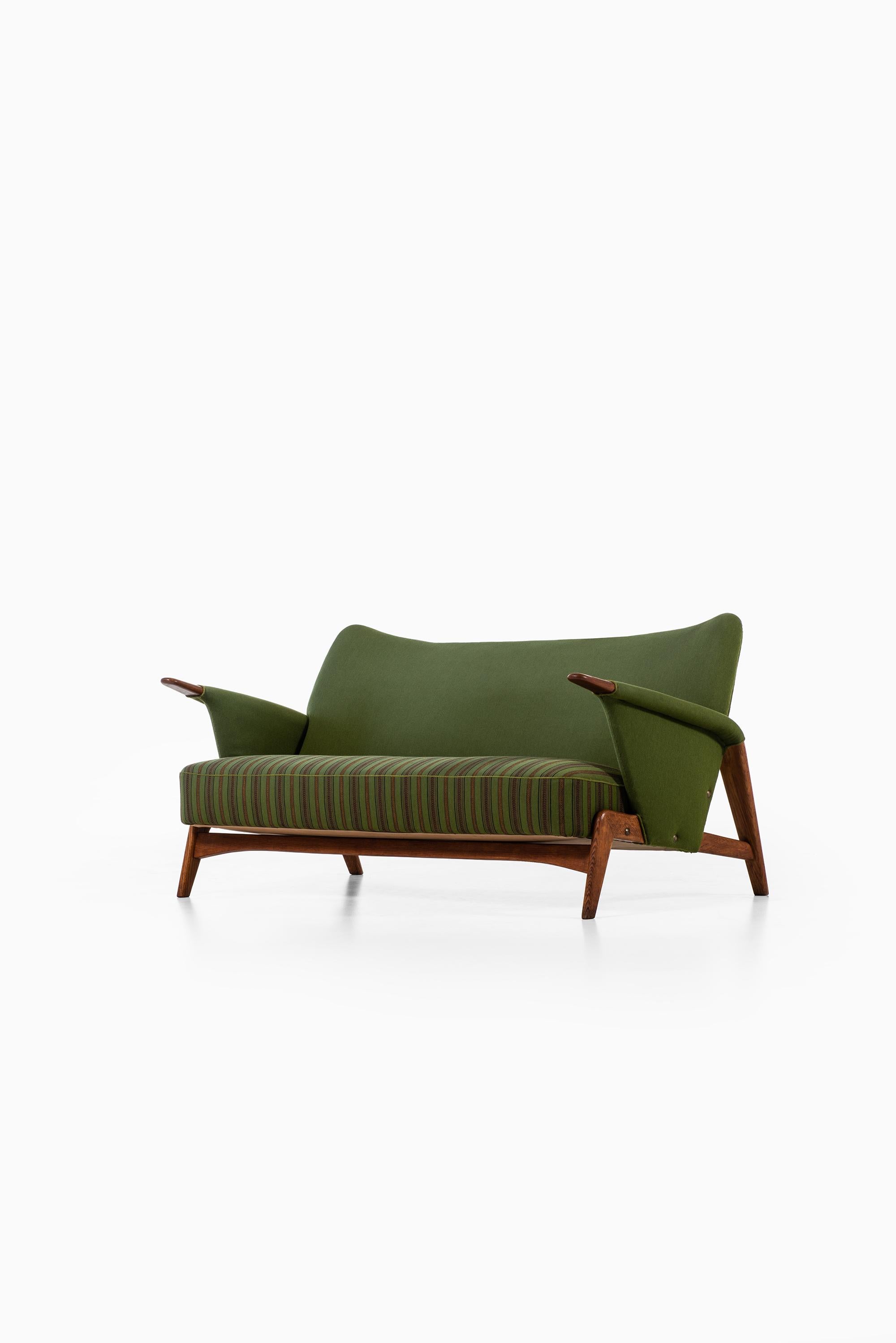 arne hovmand olsen sofa