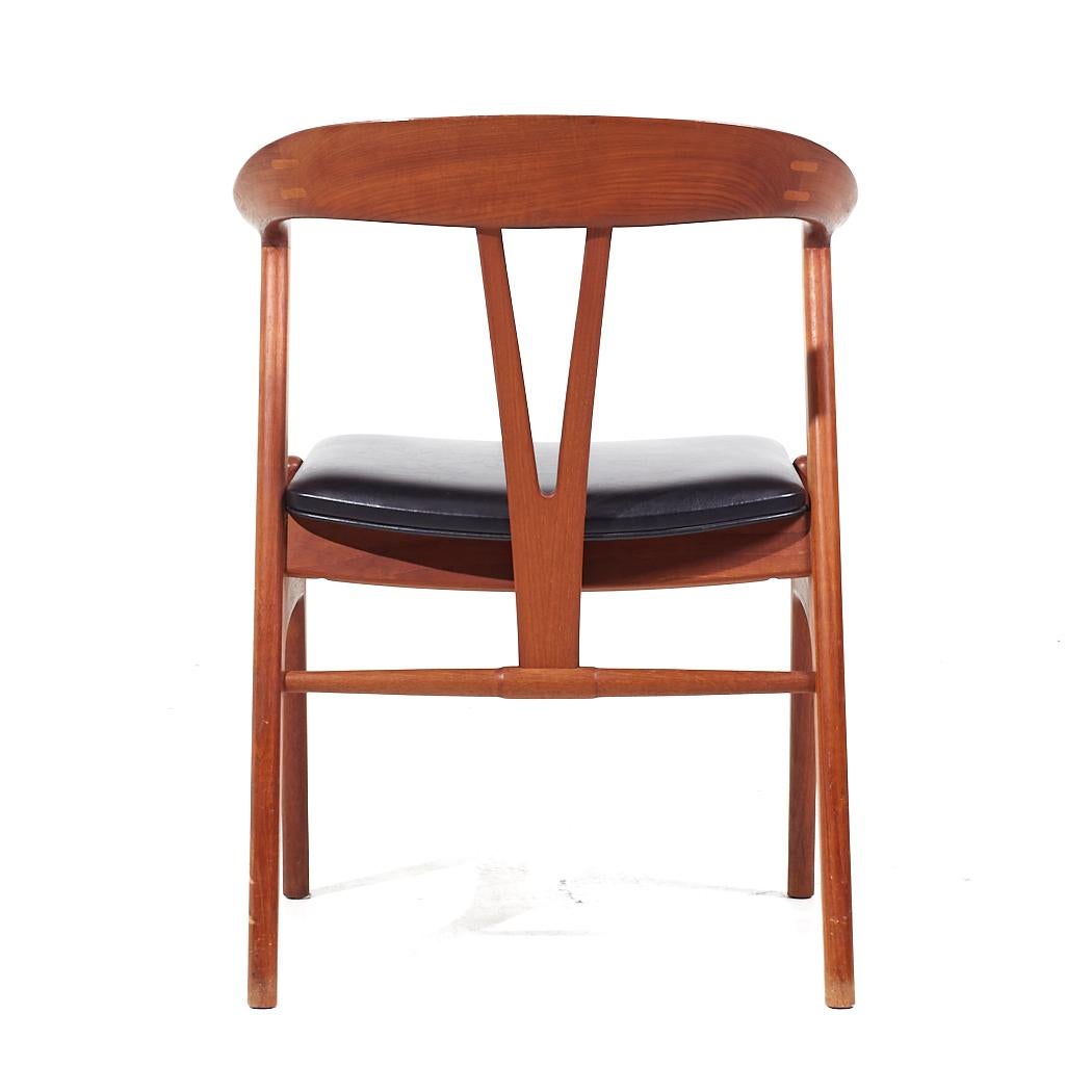 Late 20th Century Arne Hovmand Olsen Style Mid Century Danish Teak Chair For Sale