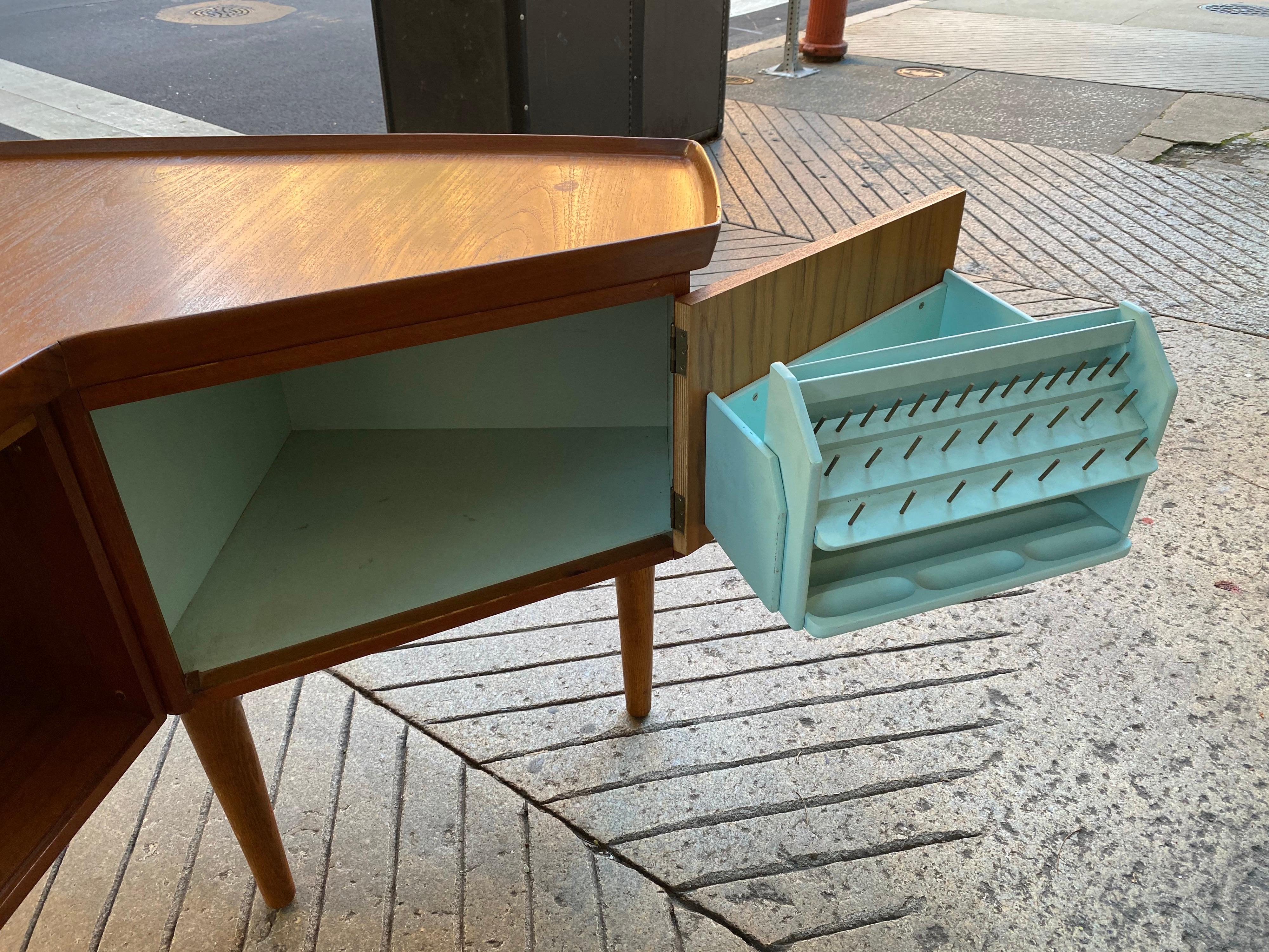 Arne Hovmand-Olsen Teak Boomerang Desk/ Not Arne Vodder 4
