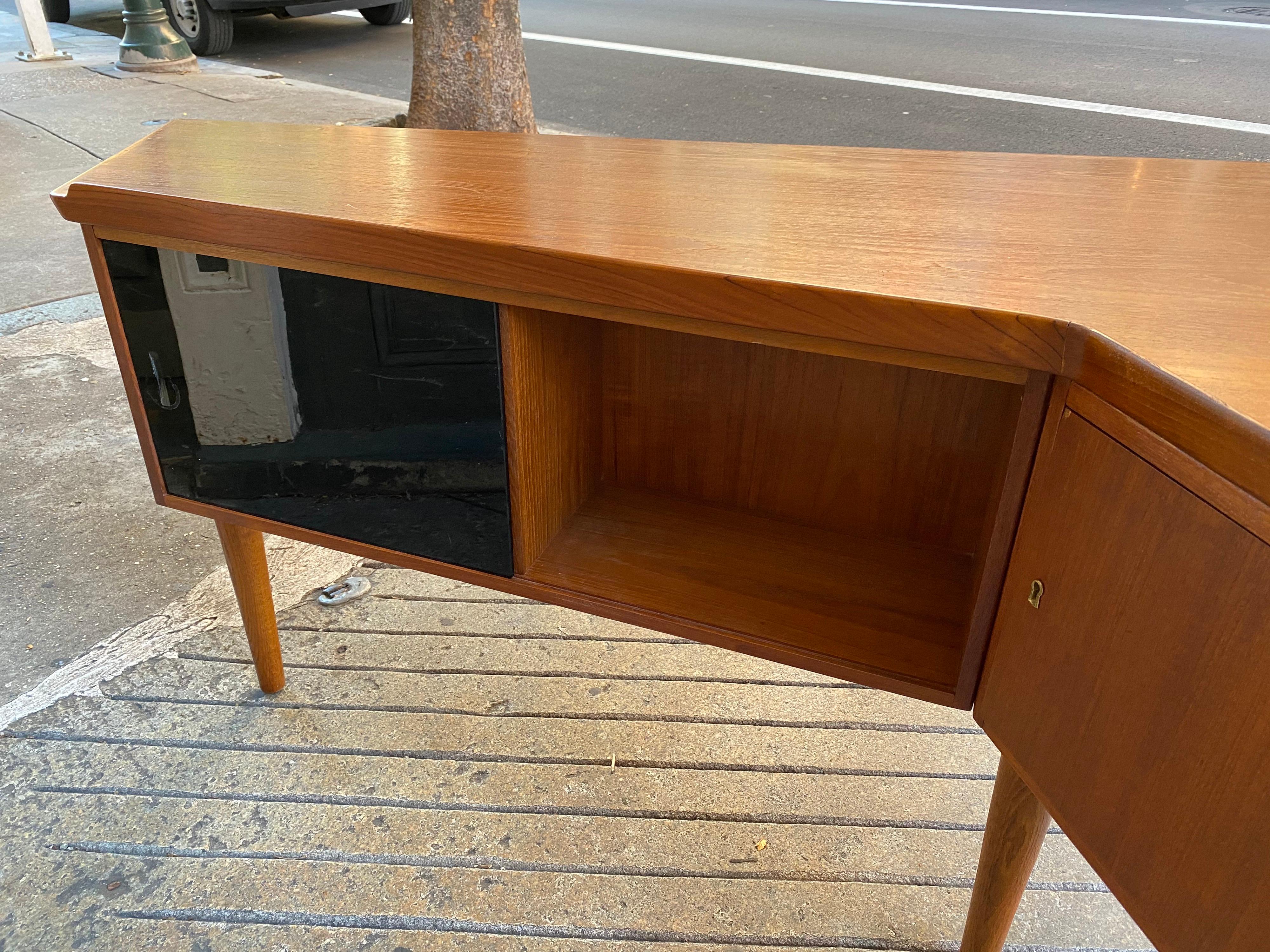 Arne Hovmand-Olsen Teak Boomerang Desk/ Not Arne Vodder 1