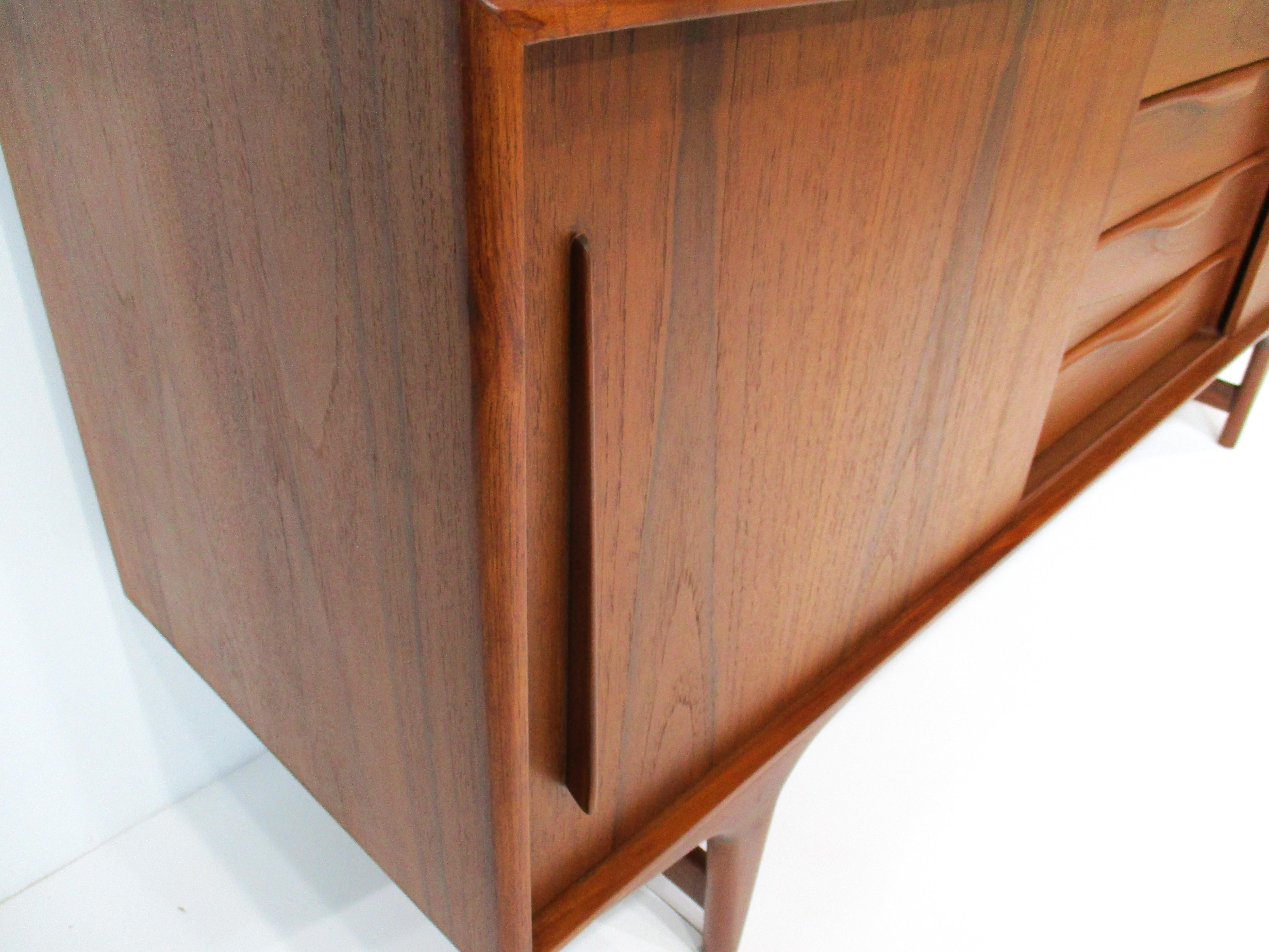 Arne Hovmand - Olsen Teak Credenza  / Server Denmark For Sale 4