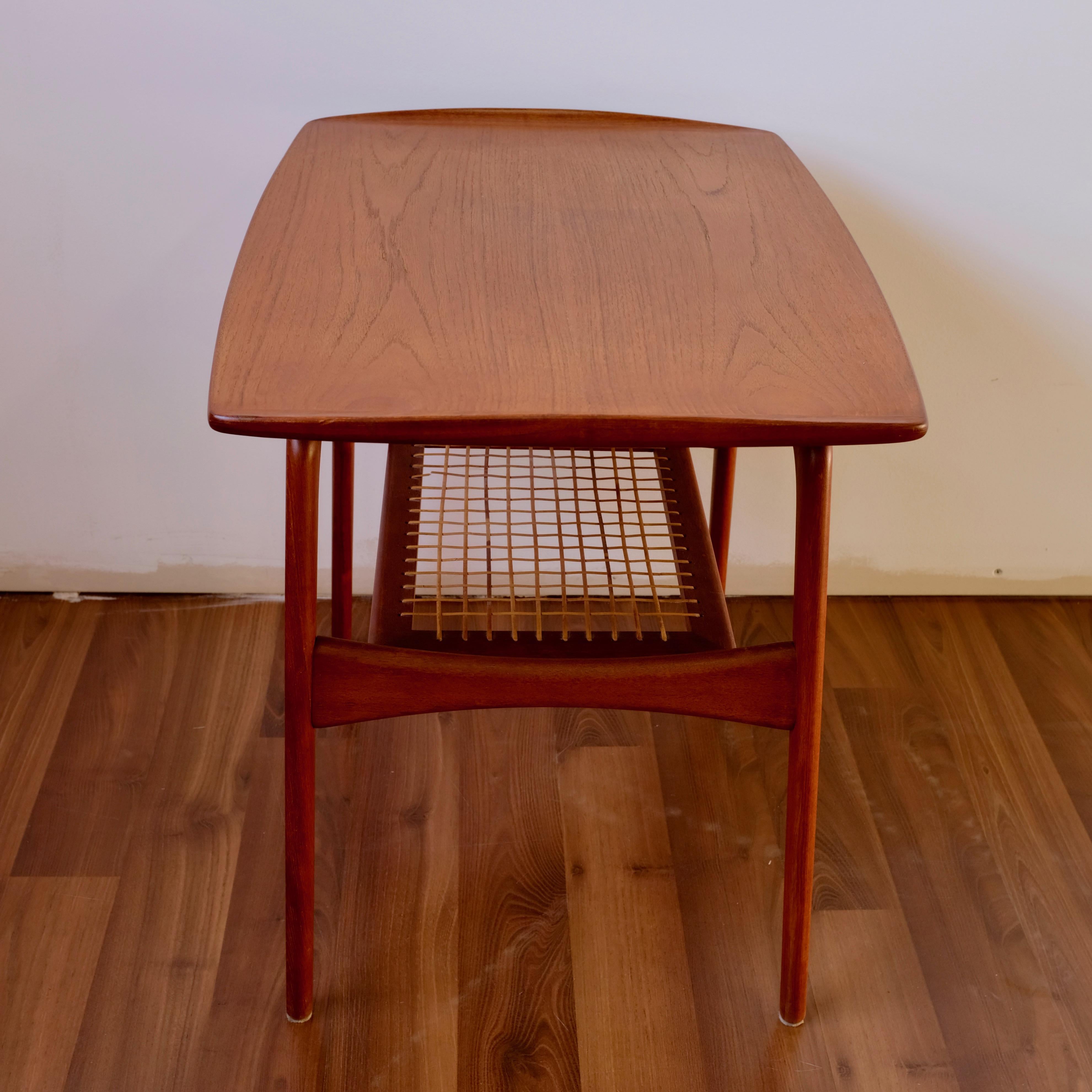 Arne Hovmand-Olsen Teak End Table for Mogens Kold For Sale 1