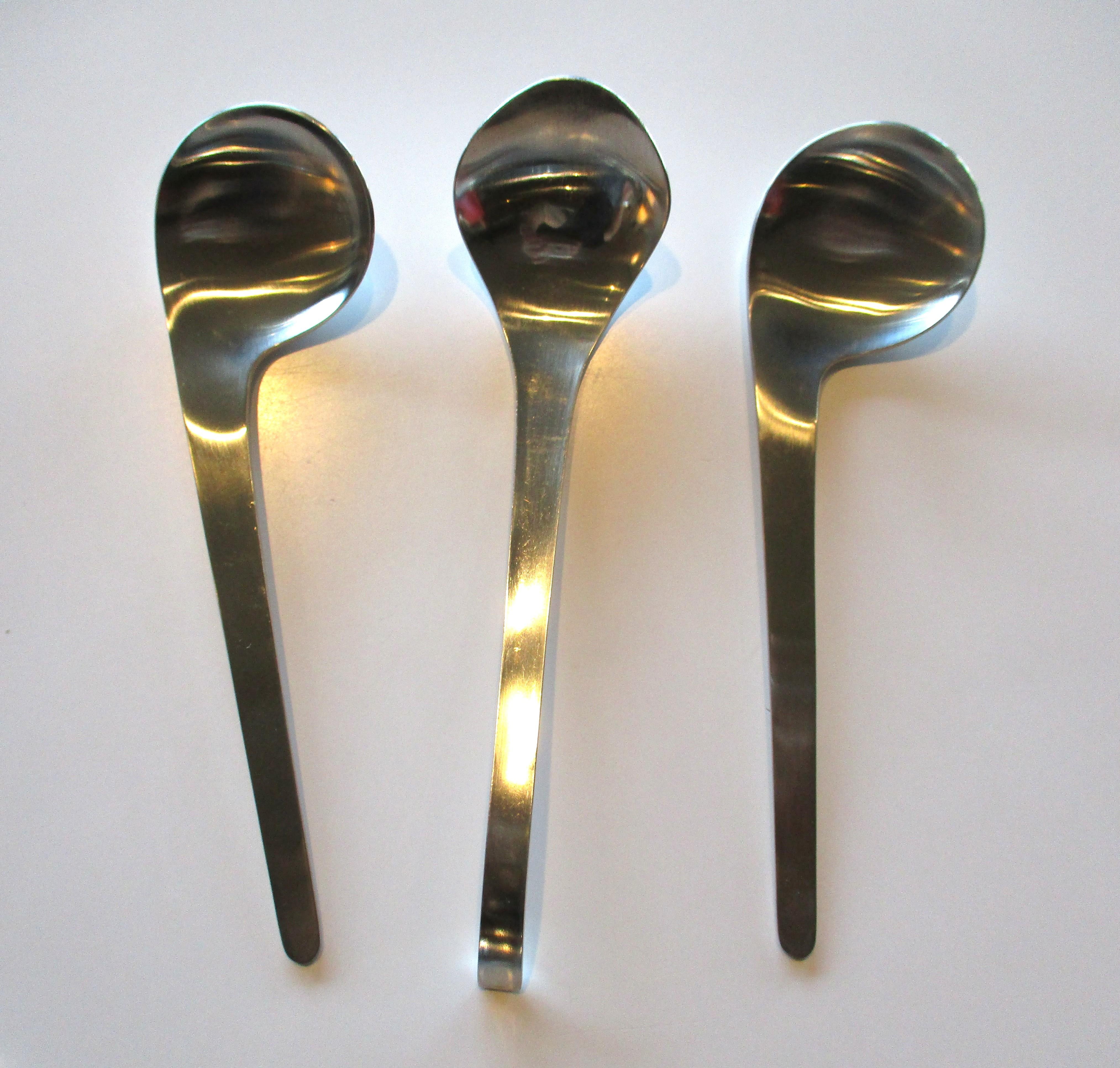 Arne Jacobsen 12 Place settings AJ Flatware Set 75pcs. A. Michelsen Denmark For Sale 2