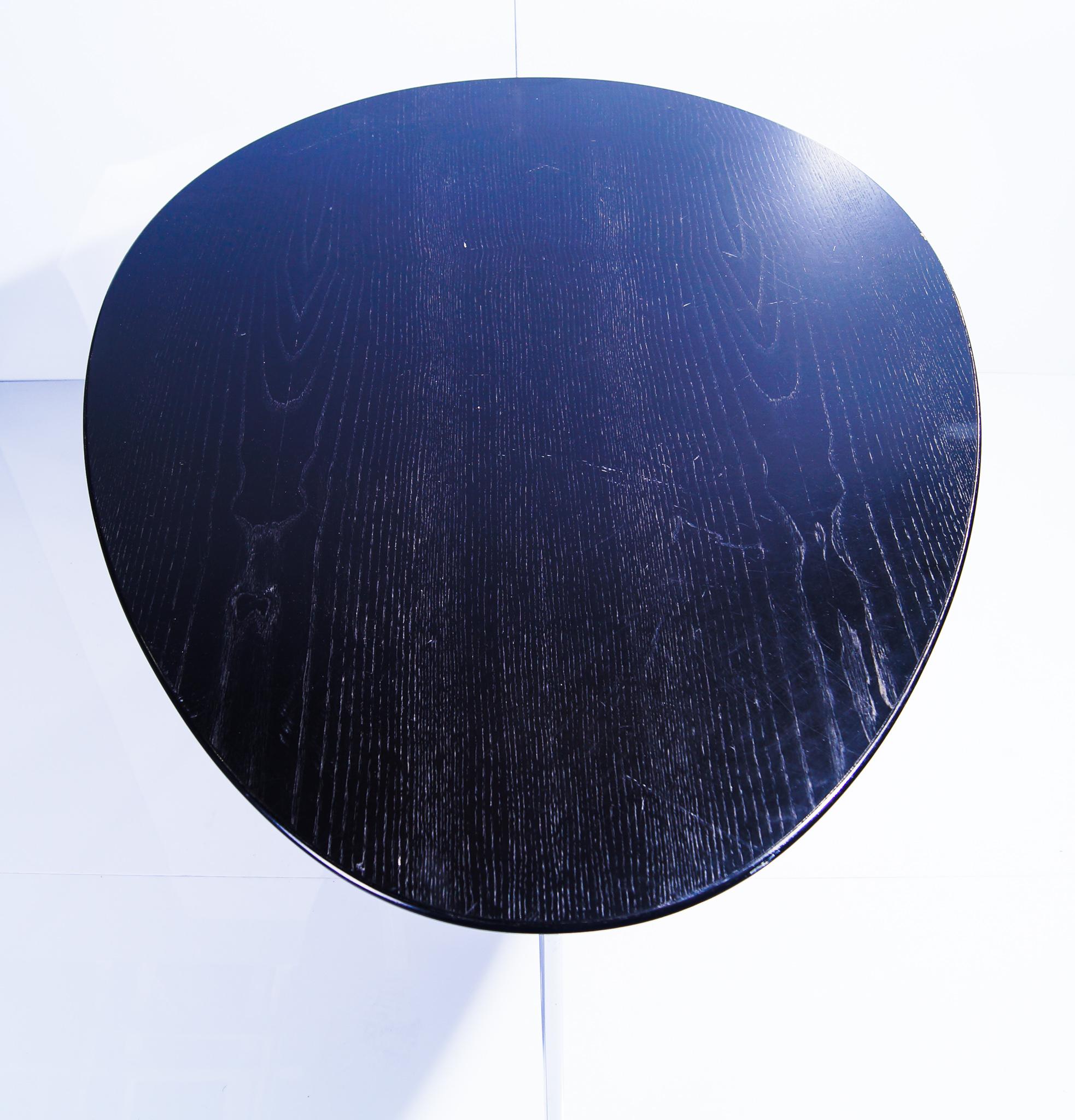 Arne Jacobsen, Oval Tapered-Shaped Table, Model 3603 2