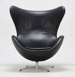 Arne Jacobsen (1902-1971). Stuhl „The Egg“, ikonisches Möbeldesign.