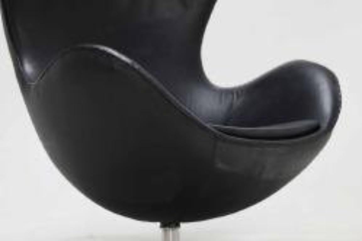 Arne Jacobsen (1902-1971). Stuhl „The Egg“, ikonisches Möbeldesign. (Dänisch) im Angebot