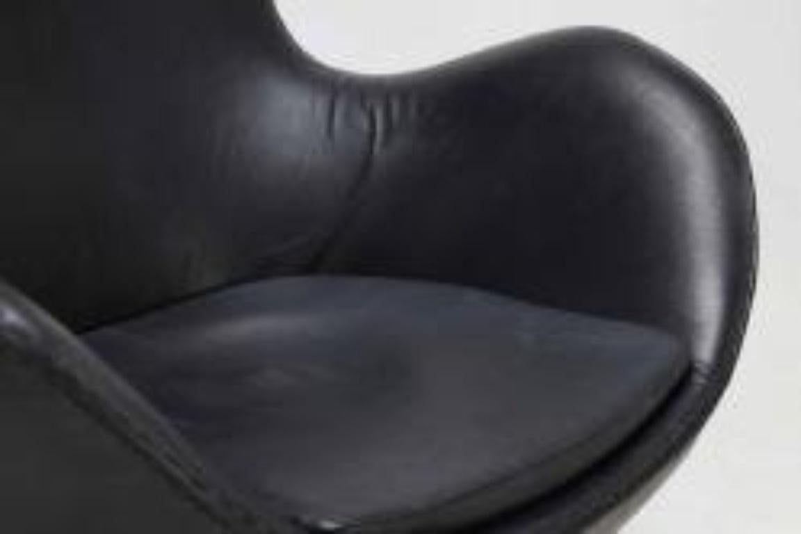 Arne Jacobsen (1902-1971). Stuhl „The Egg“, ikonisches Möbeldesign. im Zustand „Gut“ im Angebot in Copenhagen, DK