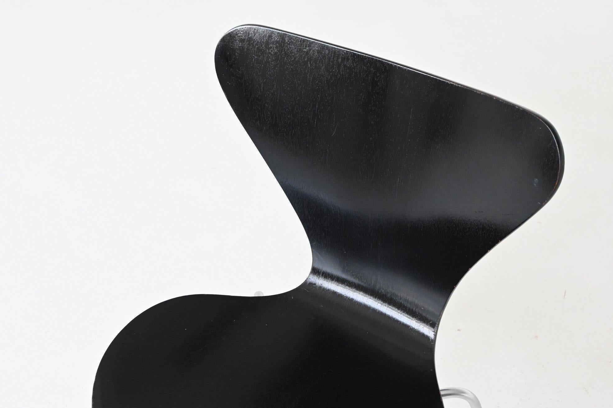 Arne Jacobsen 3107 'Butterfly' Esszimmerstühle Fritz Hansen Dänemark 1967 im Angebot 8