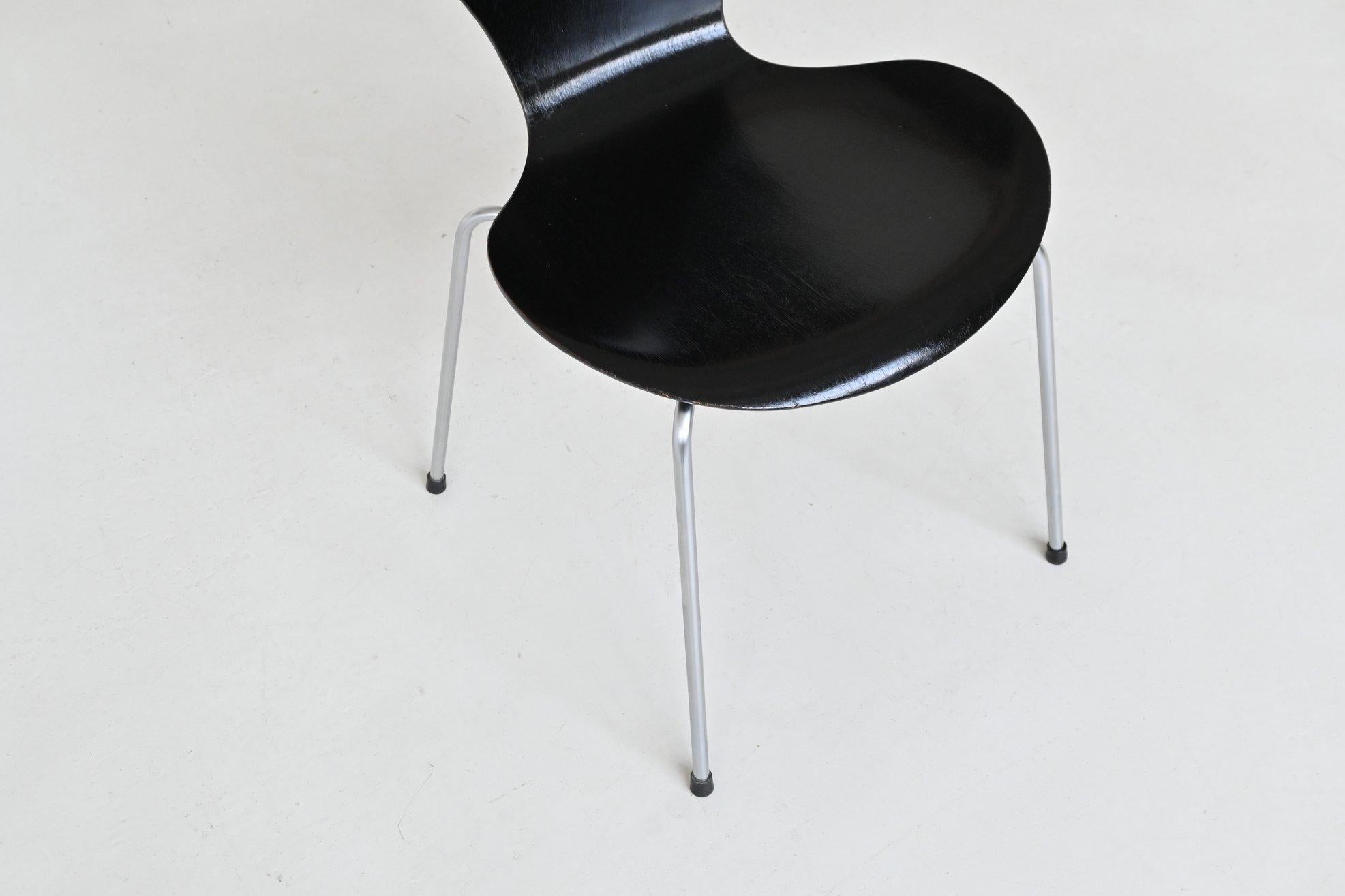 Arne Jacobsen 3107 'Butterfly' Esszimmerstühle Fritz Hansen Dänemark 1967 im Angebot 9