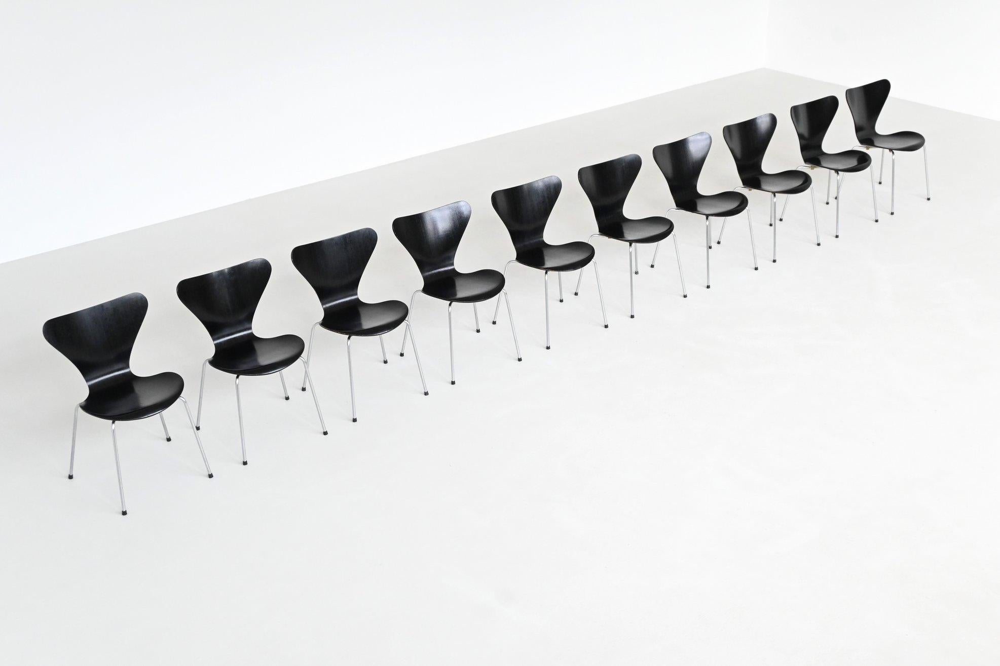 Arne Jacobsen 3107 'Butterfly' Esszimmerstühle Fritz Hansen Dänemark 1967 im Angebot 1