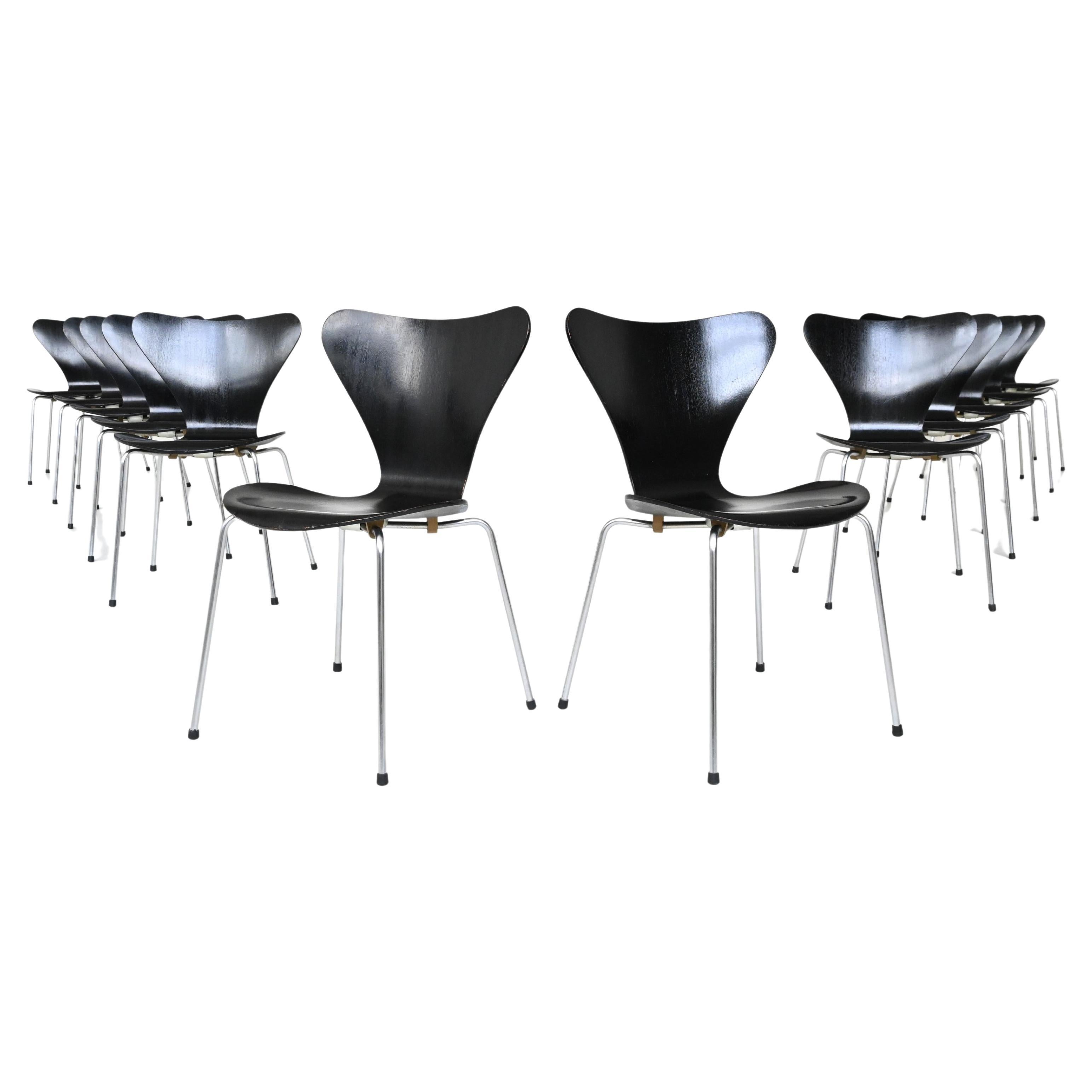 Arne Jacobsen 3107 
Butterfly
 Esszimmerstühle Fritz Hansen Dänemark 1967 im Angebot