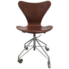 Arne Jacobsen 3117 Teak Swivel Desk Chair by Fritz Hansen, circa 1950s