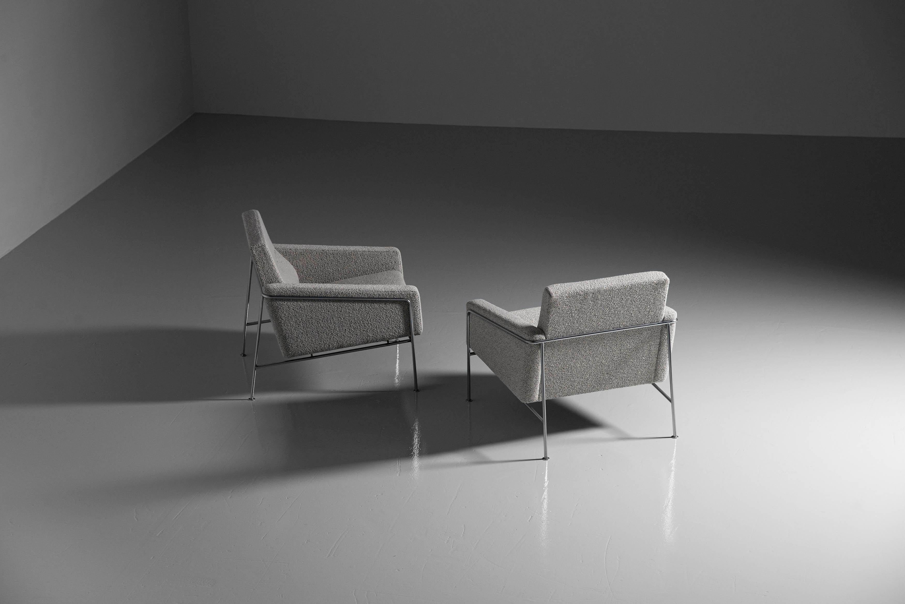 Arne Jacobsen 3300 Lounge Chairs Fritz Hansen 1956 2